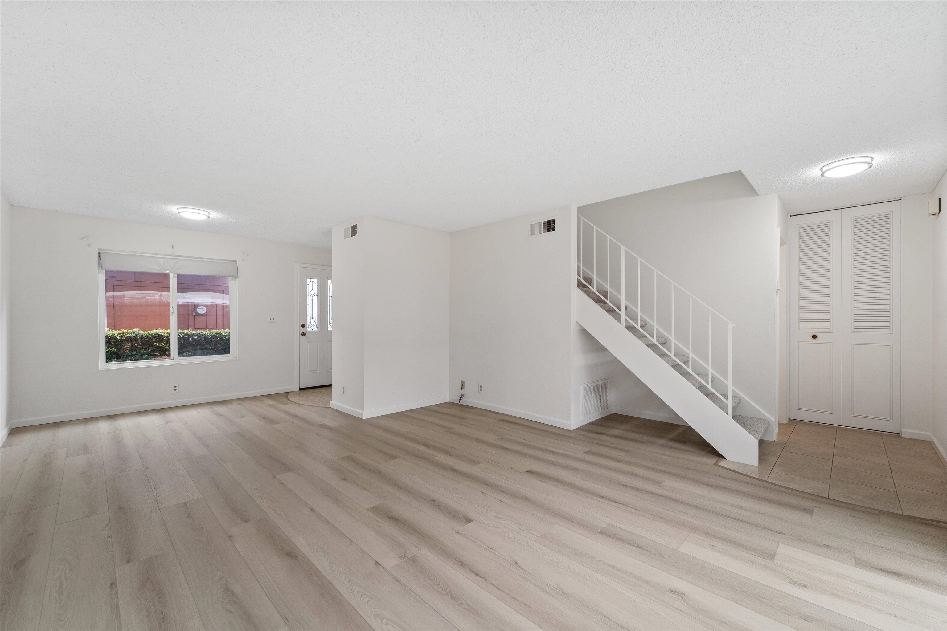 Photo #7: 41120170 Listing: Photo #7