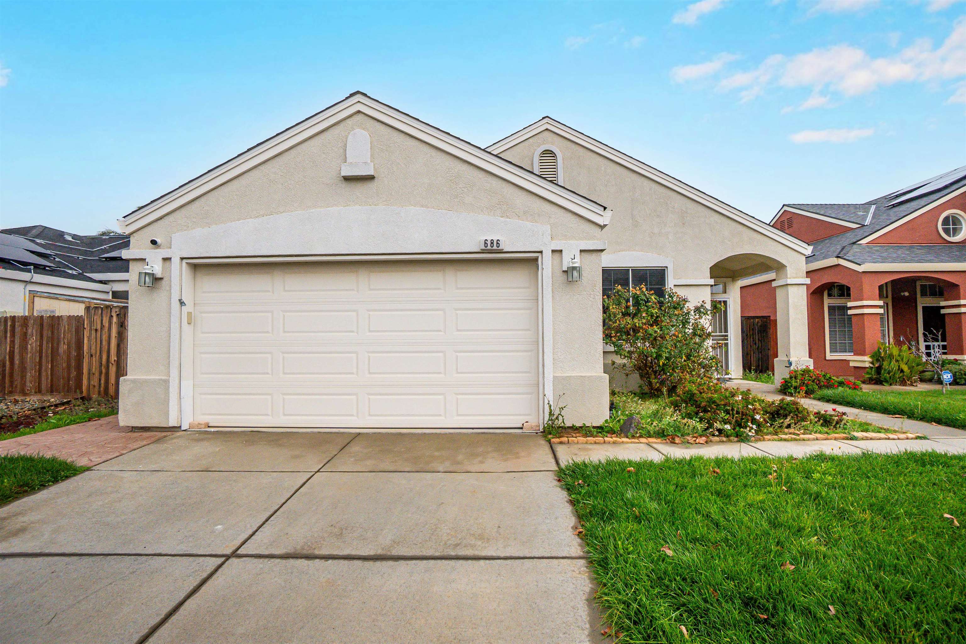 Detail Gallery Image 2 of 36 For 686 Anderson Way, Rio Vista,  CA 94571 - 3 Beds | 2 Baths