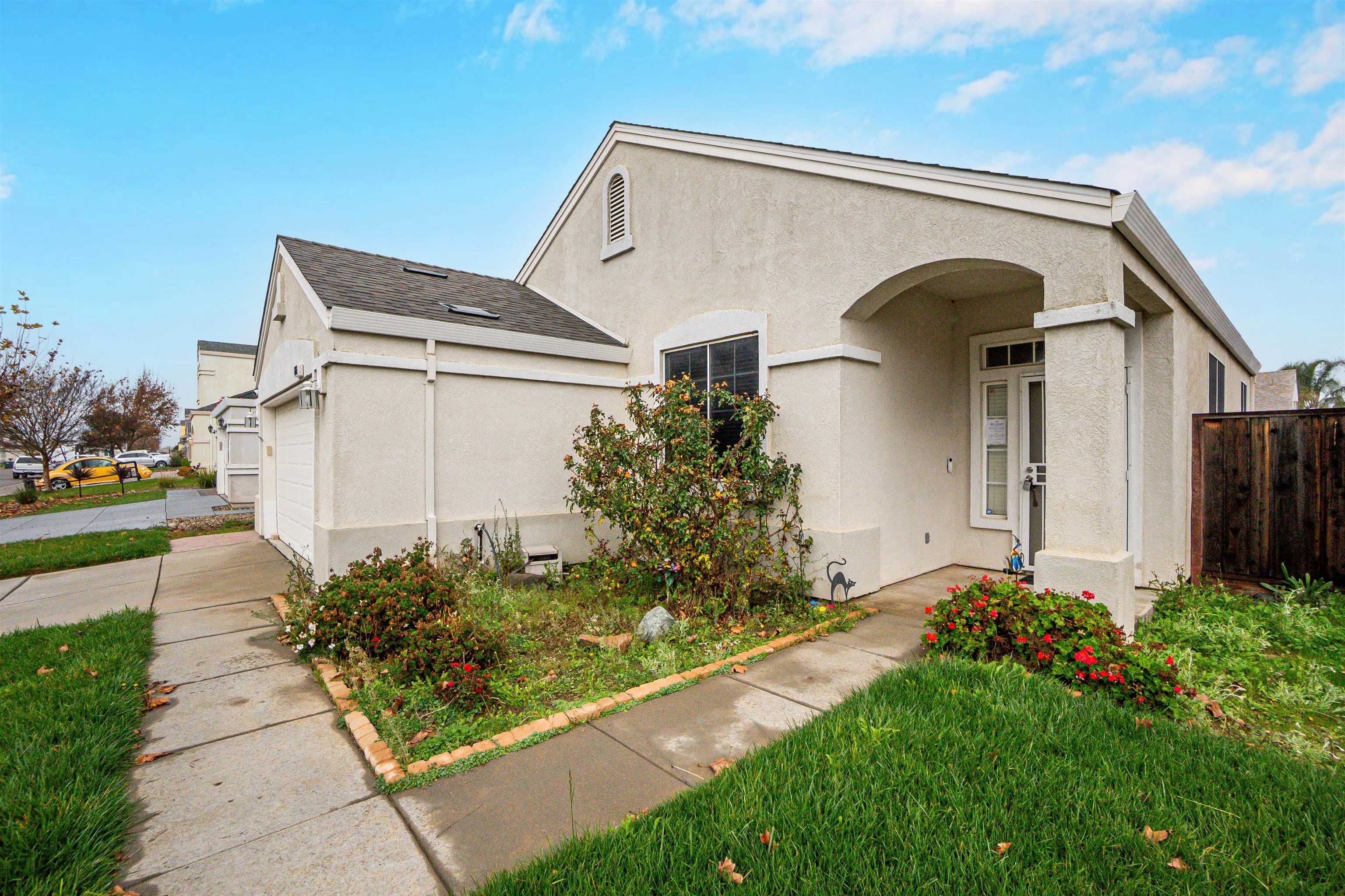 Detail Gallery Image 4 of 36 For 686 Anderson Way, Rio Vista,  CA 94571 - 3 Beds | 2 Baths