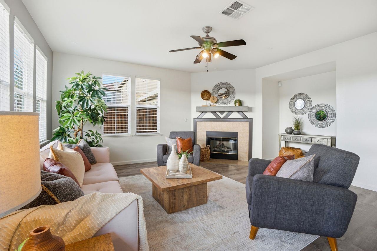 Detail Gallery Image 8 of 43 For 3504 Alberti Ct., Antioch,  CA 94509 - 4 Beds | 2/5 Baths