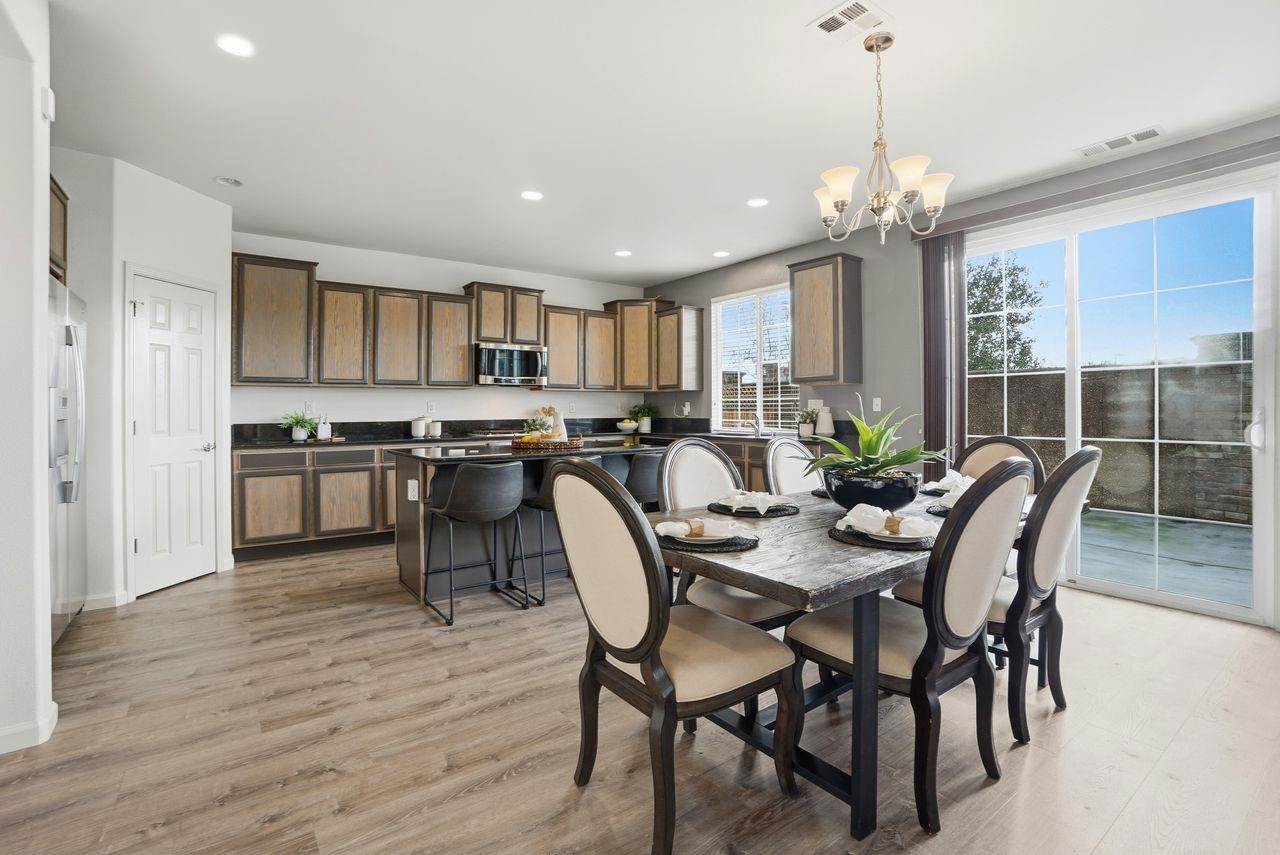 Detail Gallery Image 15 of 43 For 3504 Alberti Ct., Antioch,  CA 94509 - 4 Beds | 2/5 Baths