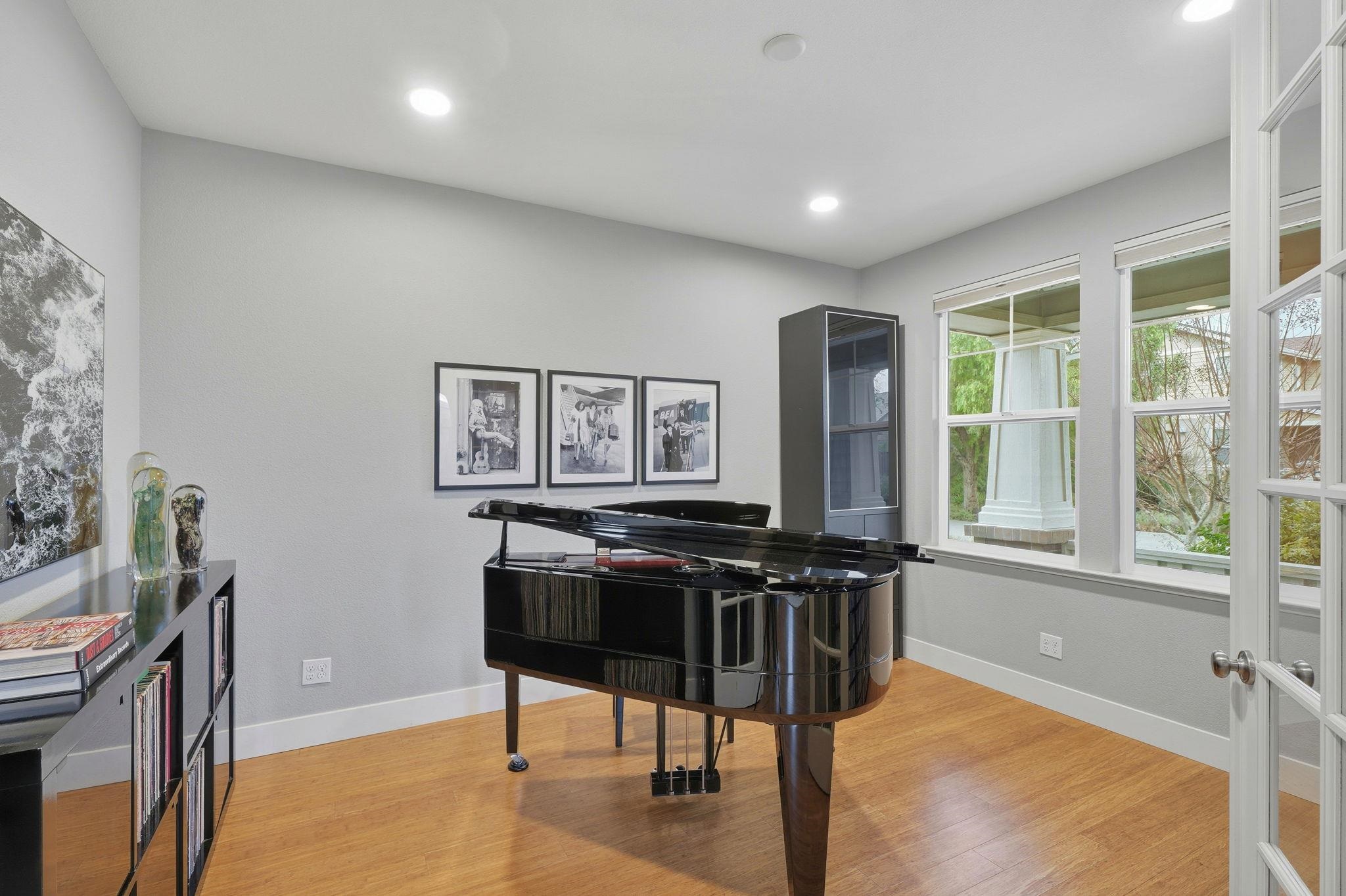 Detail Gallery Image 11 of 57 For 2599 Cooper Cir, Livermore,  CA 94550 - 4 Beds | 3 Baths