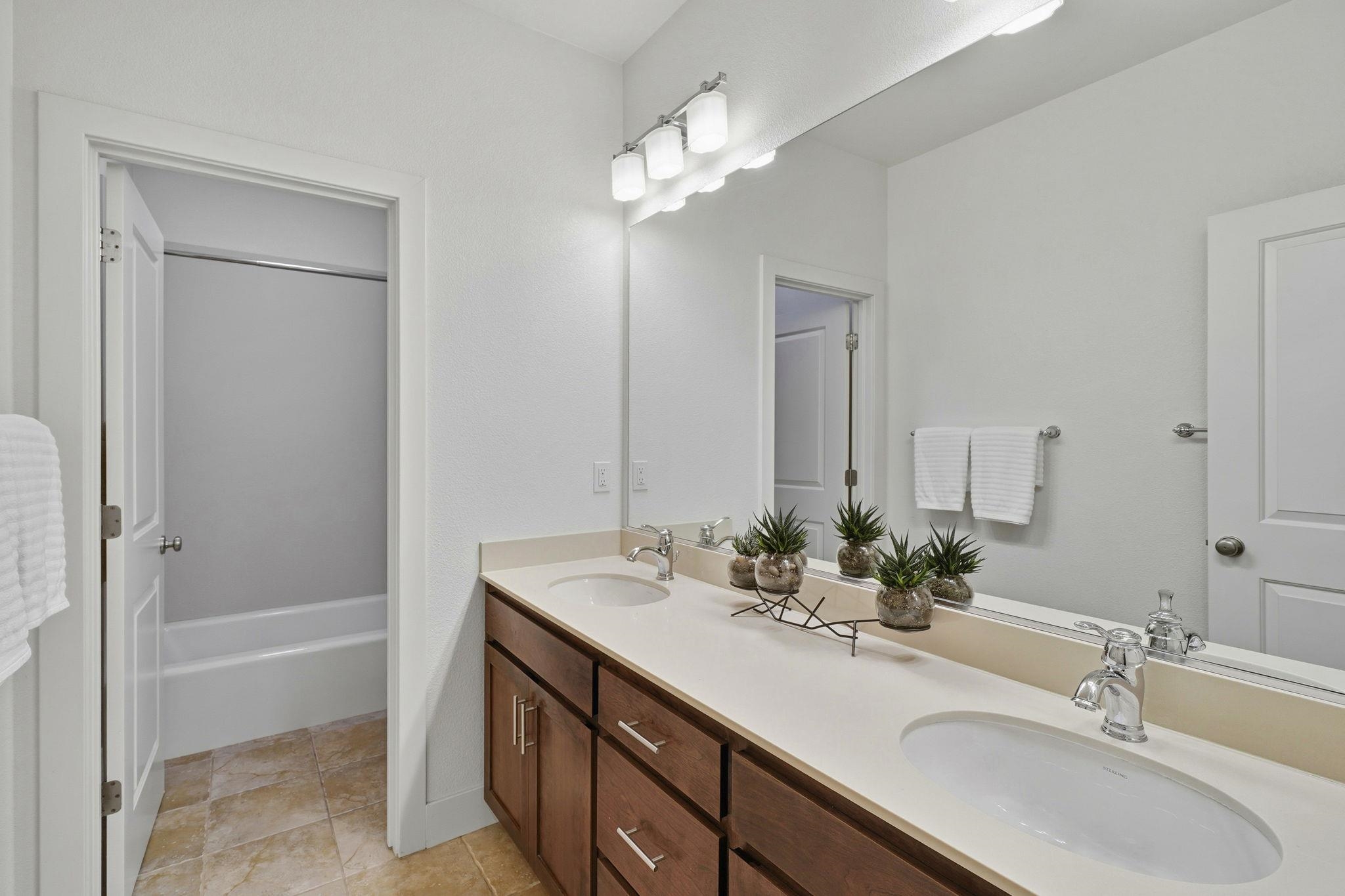 Detail Gallery Image 33 of 57 For 2599 Cooper Cir, Livermore,  CA 94550 - 4 Beds | 3 Baths