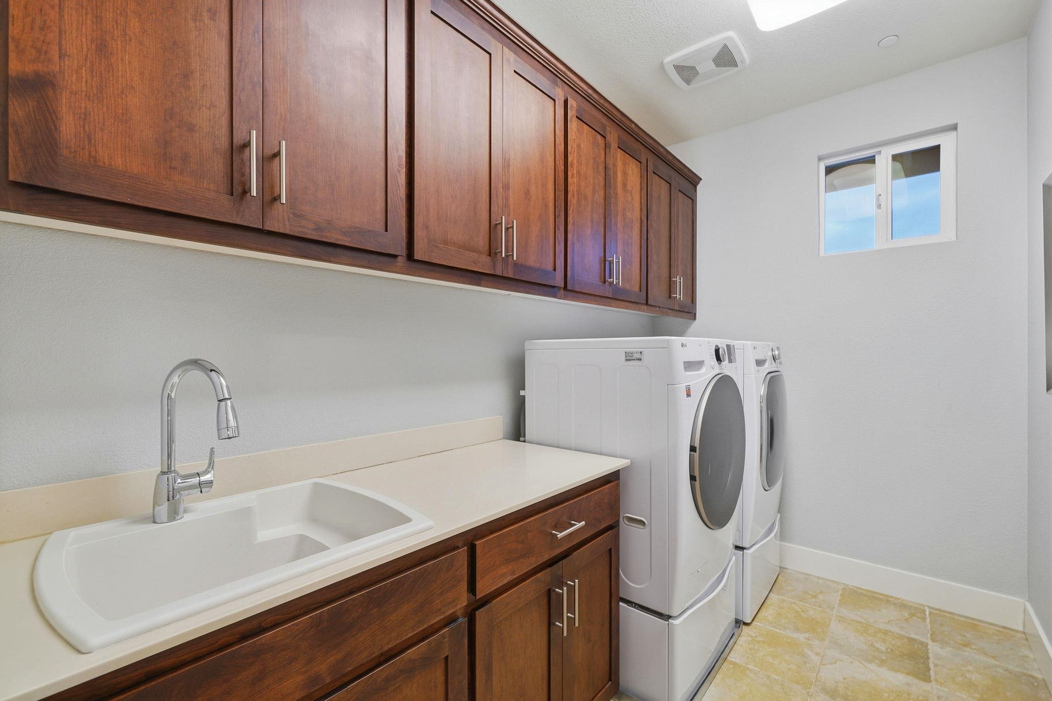 Detail Gallery Image 35 of 57 For 2599 Cooper Cir, Livermore,  CA 94550 - 4 Beds | 3 Baths