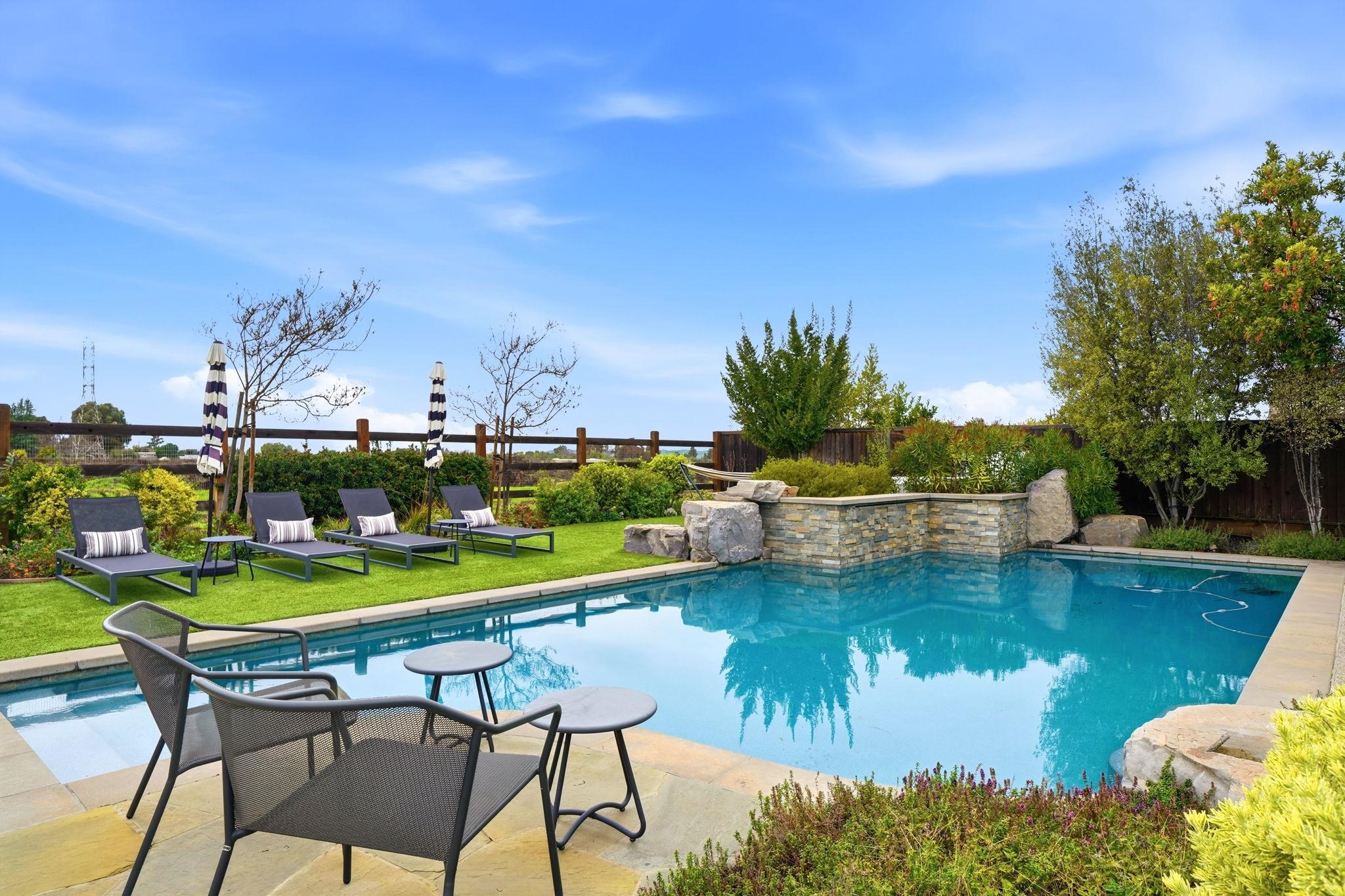 Detail Gallery Image 40 of 57 For 2599 Cooper Cir, Livermore,  CA 94550 - 4 Beds | 3 Baths