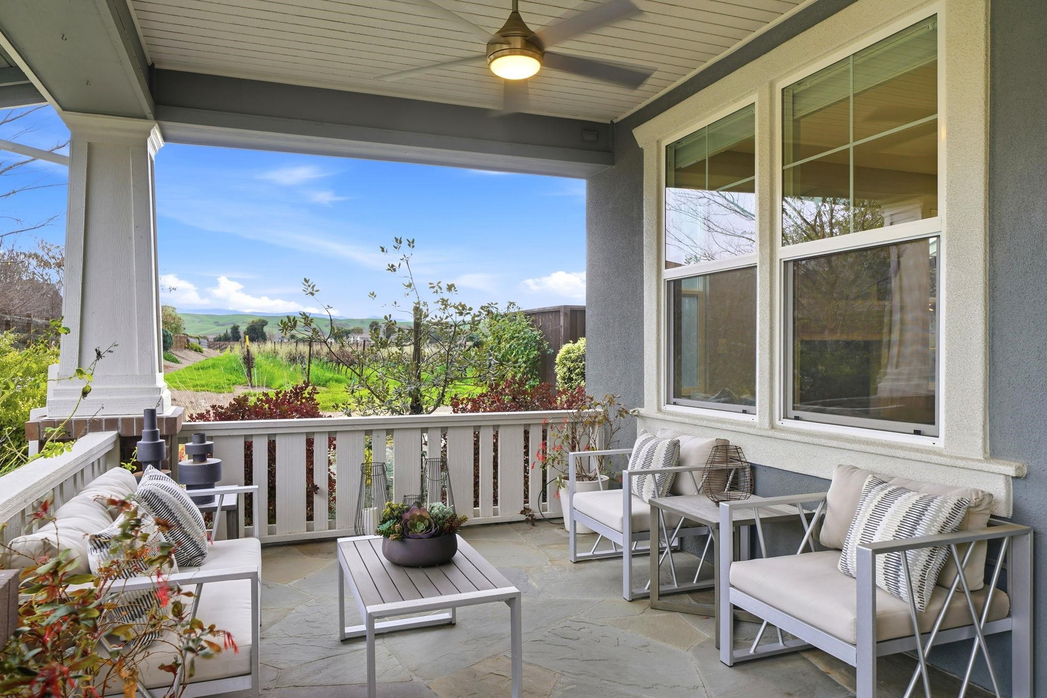 Detail Gallery Image 5 of 57 For 2599 Cooper Cir, Livermore,  CA 94550 - 4 Beds | 3 Baths