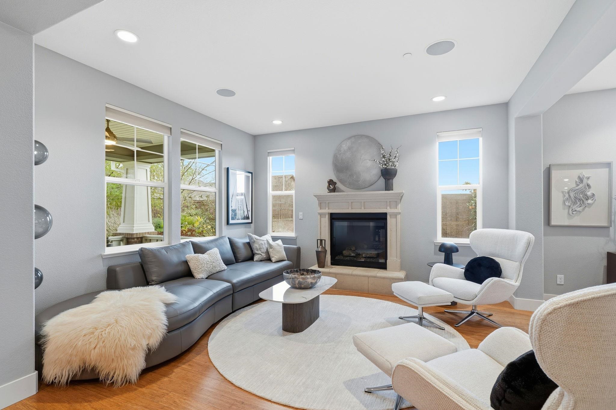 Detail Gallery Image 7 of 57 For 2599 Cooper Cir, Livermore,  CA 94550 - 4 Beds | 3 Baths