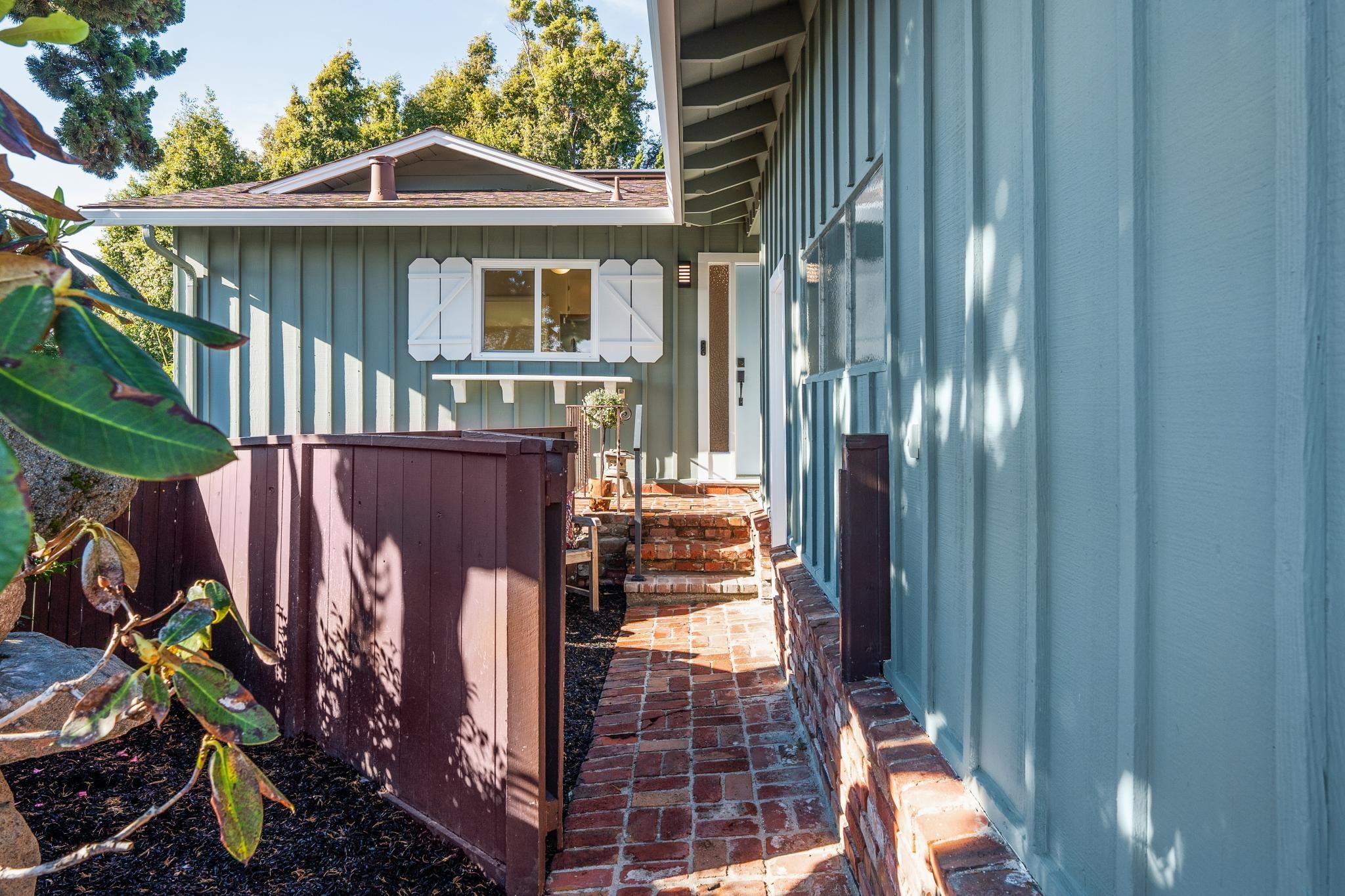 Detail Gallery Image 2 of 48 For 1769 Walnut, El Cerrito,  CA 94530-1918 - 3 Beds | 2 Baths