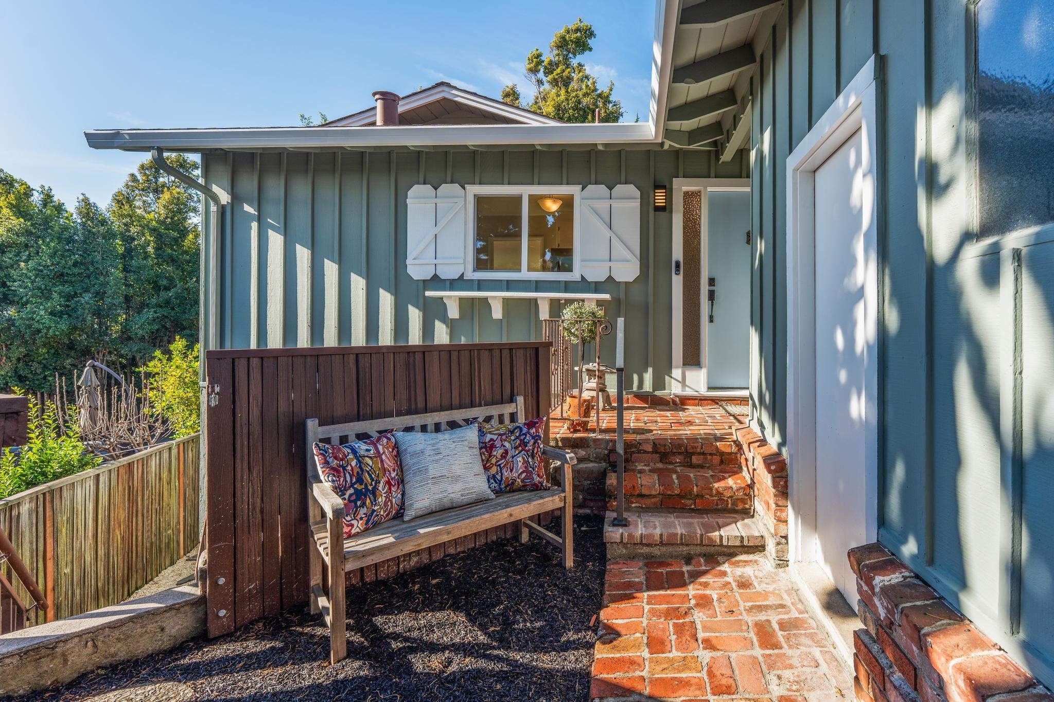 Detail Gallery Image 3 of 48 For 1769 Walnut, El Cerrito,  CA 94530-1918 - 3 Beds | 2 Baths