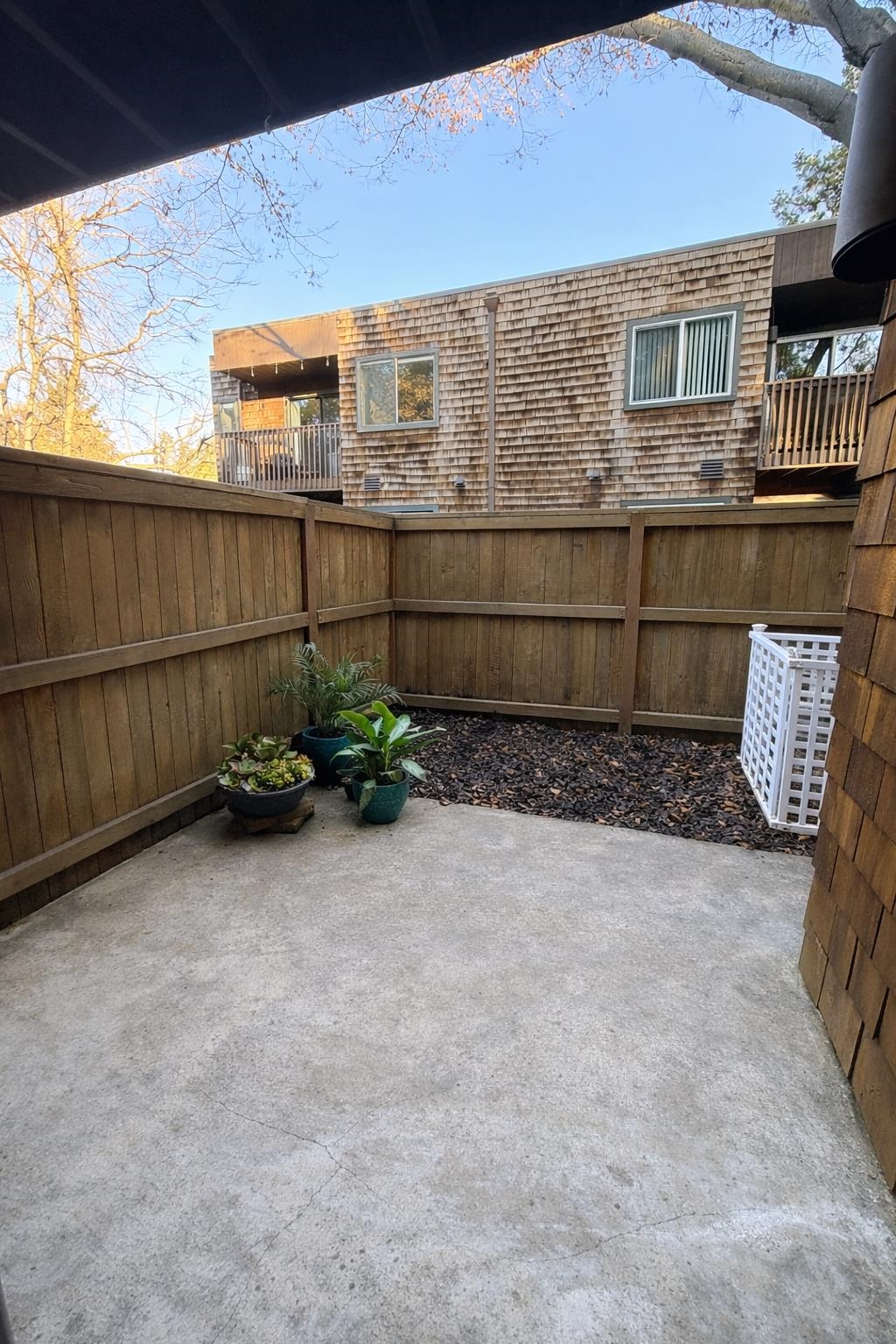 Detail Gallery Image 10 of 22 For 1214 Honey Trl, Walnut Creek,  CA 94597 - 1 Beds | 1 Baths