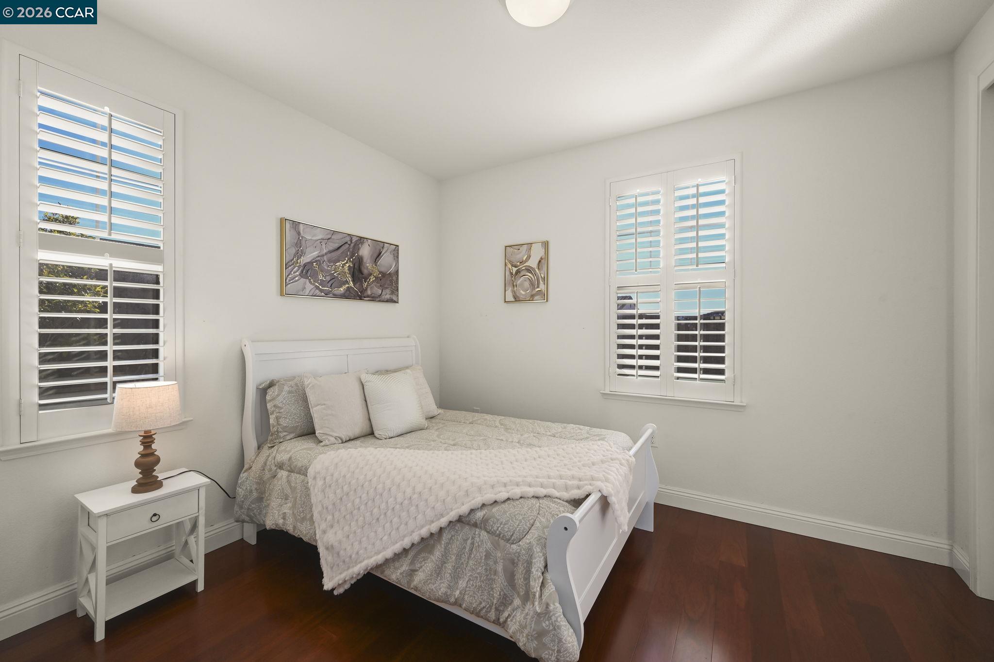 Detail Gallery Image 17 of 49 For 2550 Molinaro Way, Dublin,  CA 94568 - 5 Beds | 3/1 Baths