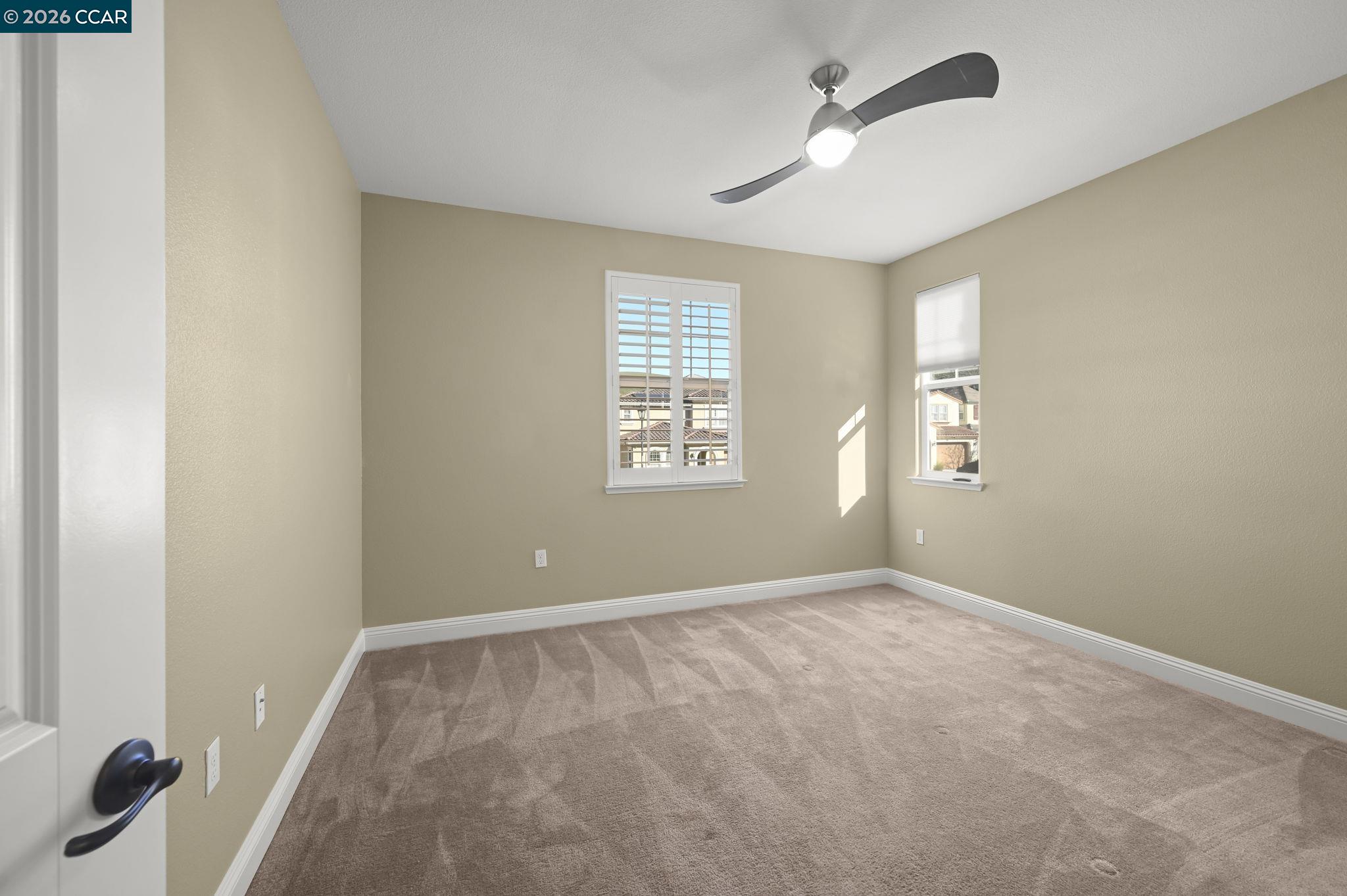 Detail Gallery Image 24 of 49 For 2550 Molinaro Way, Dublin,  CA 94568 - 5 Beds | 3/1 Baths