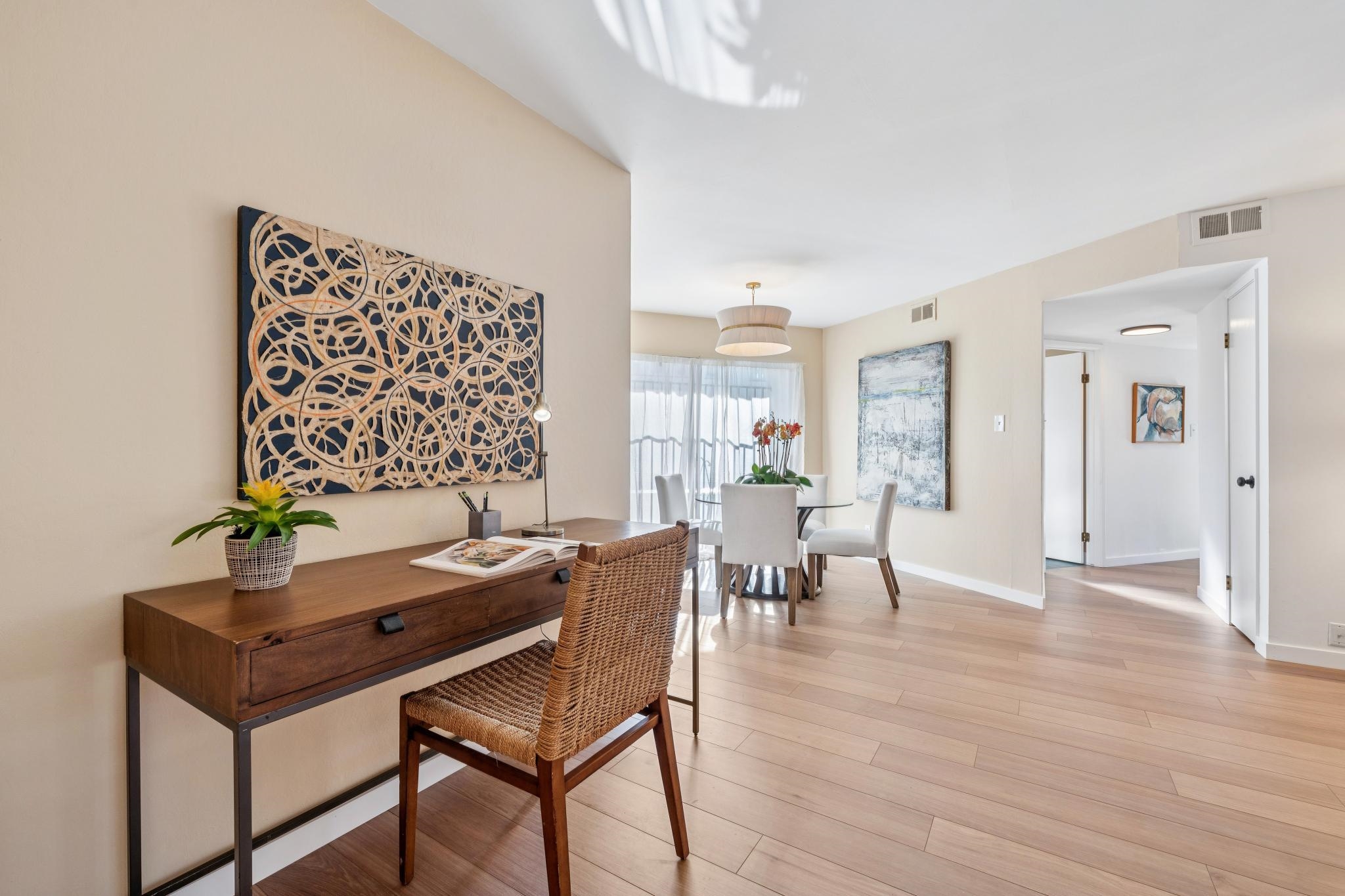 Photo #3: 41120184 Listing: Photo #3