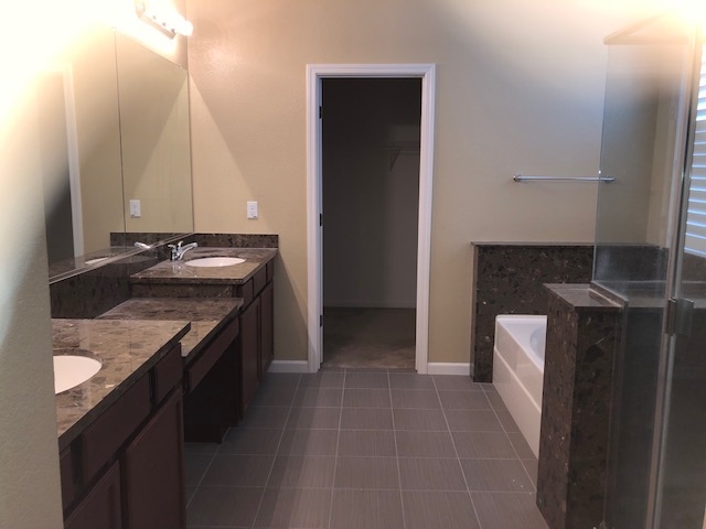 Detail Gallery Image 5 of 6 For 2210 Botany Bay Dr, Pittsburg,  CA 94565 - 5 Beds | 3 Baths