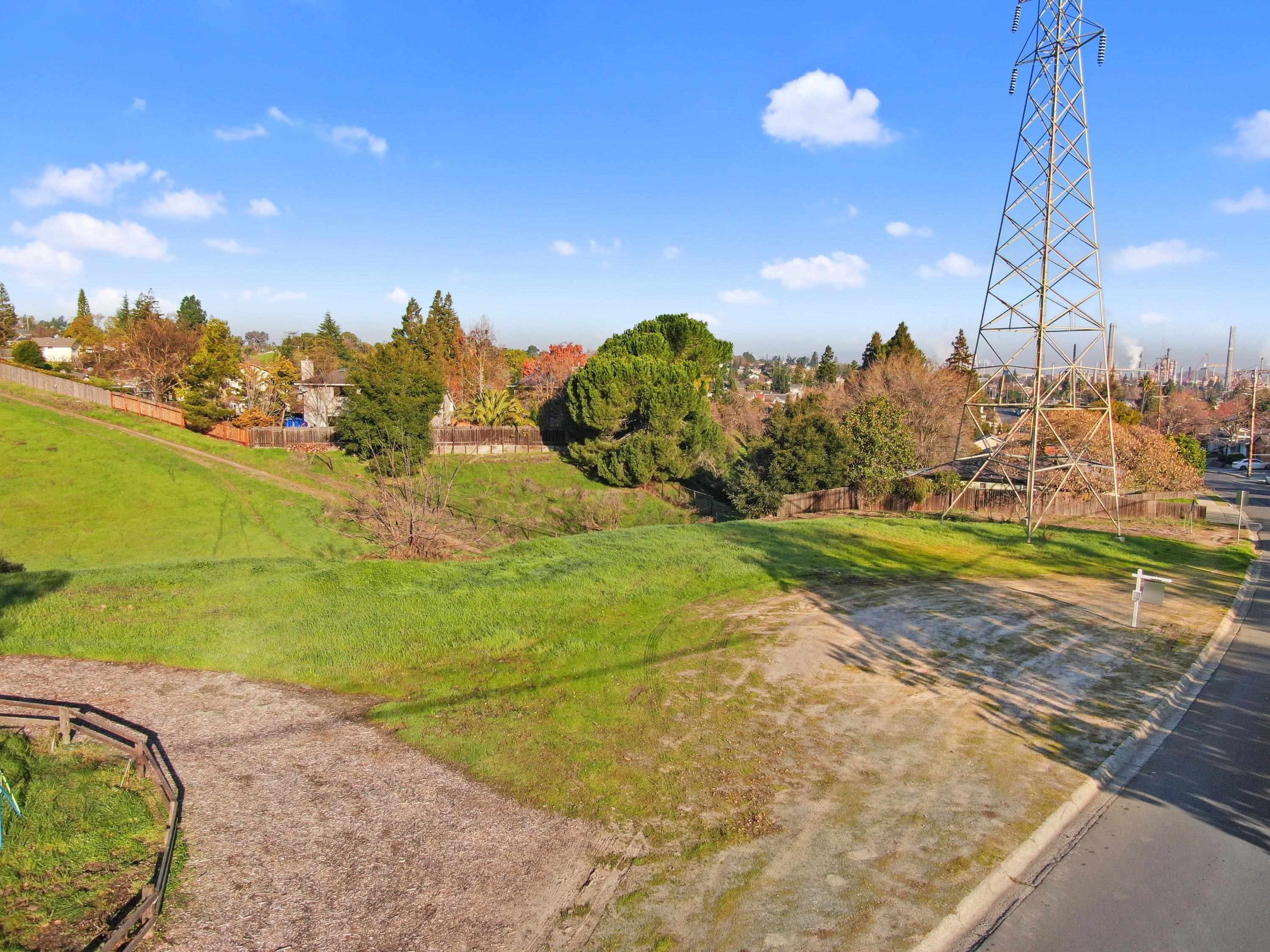 Detail Gallery Image 4 of 16 For 0 Palm Ave, Martinez,  CA 94553 - – Beds | – Baths