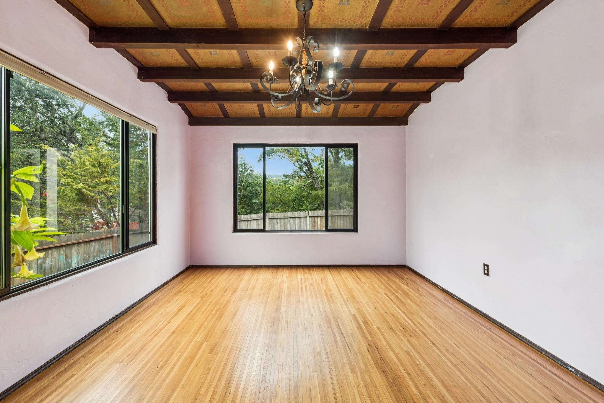 Detail Gallery Image 29 of 53 For 3655 Calafia Ave, Oakland,  CA 94605 - 3 Beds | 1/1 Baths