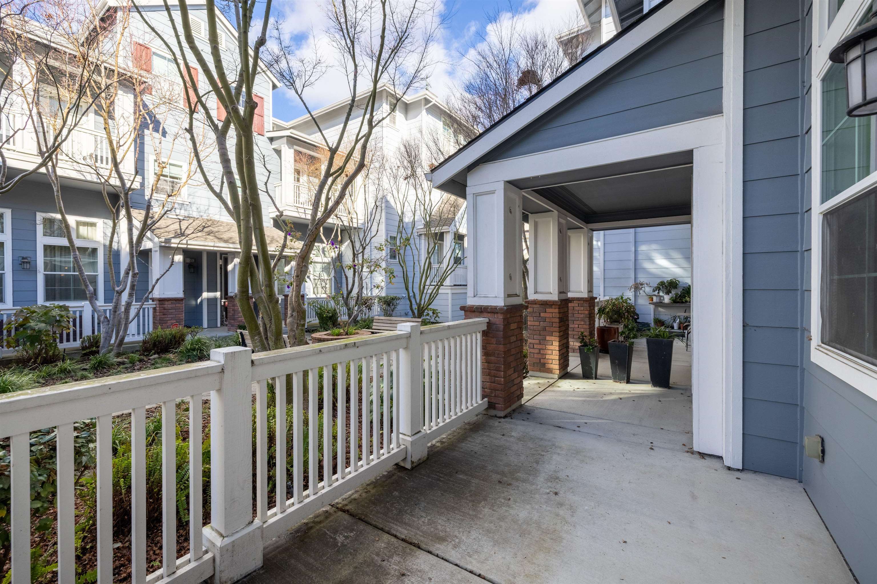 Detail Gallery Image 14 of 57 For 2059 Northshore, Richmond,  CA 94804-2582 - 3 Beds | 2/1 Baths