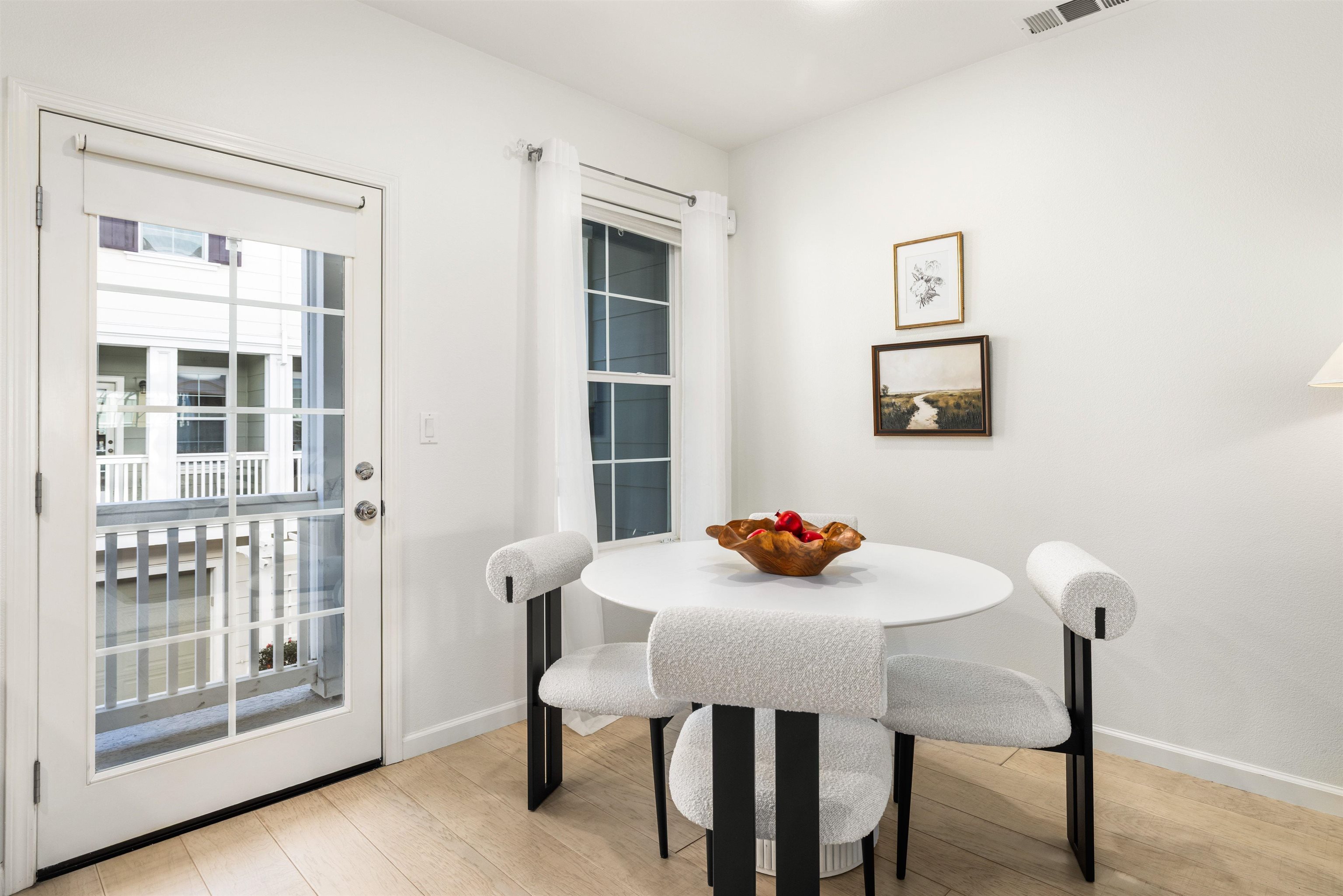 Detail Gallery Image 19 of 57 For 2059 Northshore, Richmond,  CA 94804-2582 - 3 Beds | 2/1 Baths