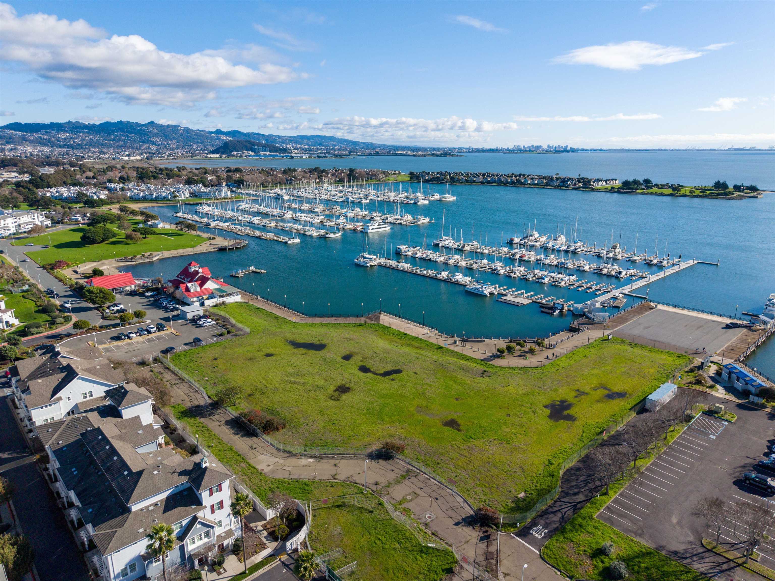 Detail Gallery Image 54 of 57 For 2059 Northshore, Richmond,  CA 94804-2582 - 3 Beds | 2/1 Baths