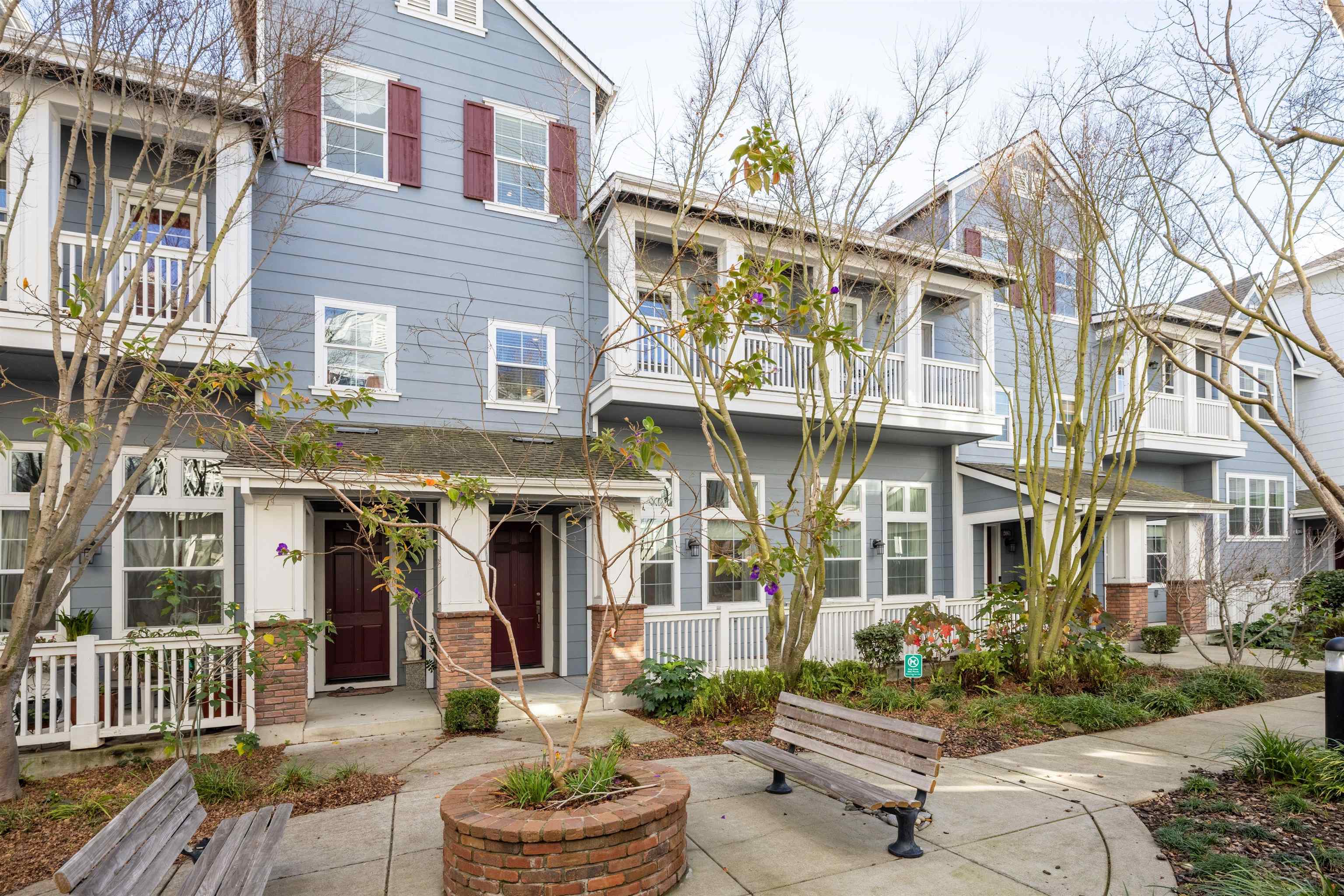 Detail Gallery Image 10 of 57 For 2059 Northshore, Richmond,  CA 94804-2582 - 3 Beds | 2/1 Baths