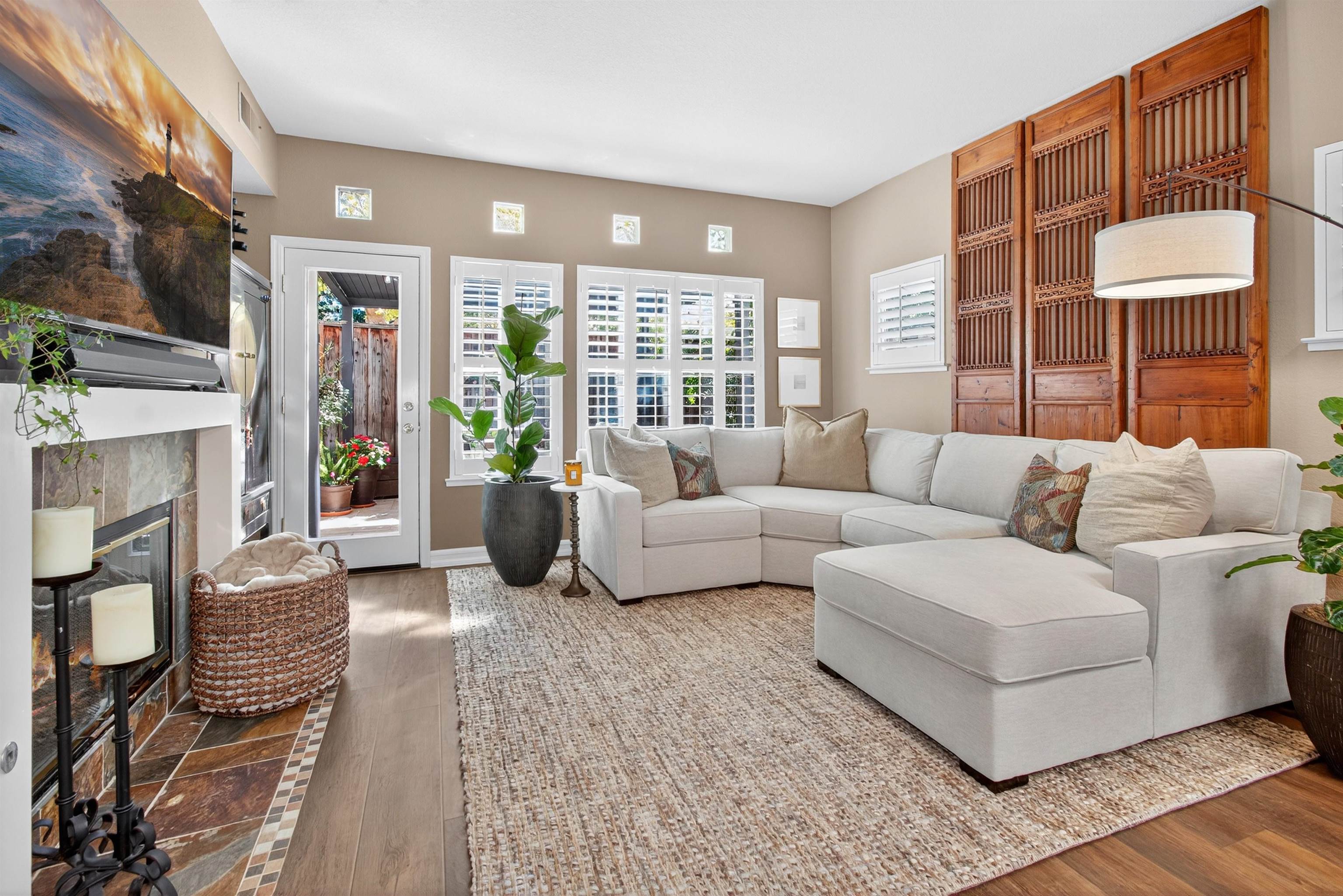 Detail Gallery Image 14 of 57 For 6206 Lakeview Cir, San Ramon,  CA 94582 - 3 Beds | 2/1 Baths