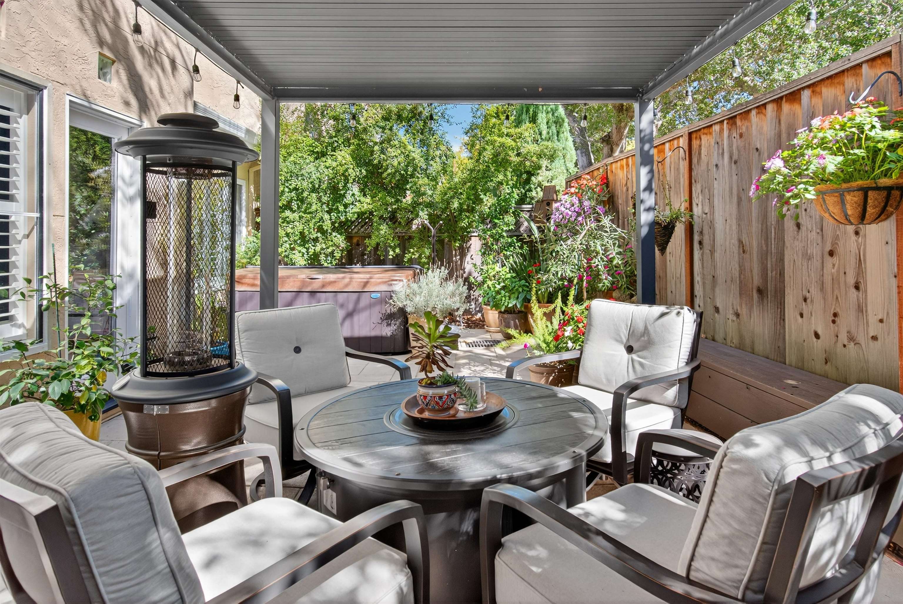 Detail Gallery Image 30 of 57 For 6206 Lakeview Cir, San Ramon,  CA 94582 - 3 Beds | 2/1 Baths