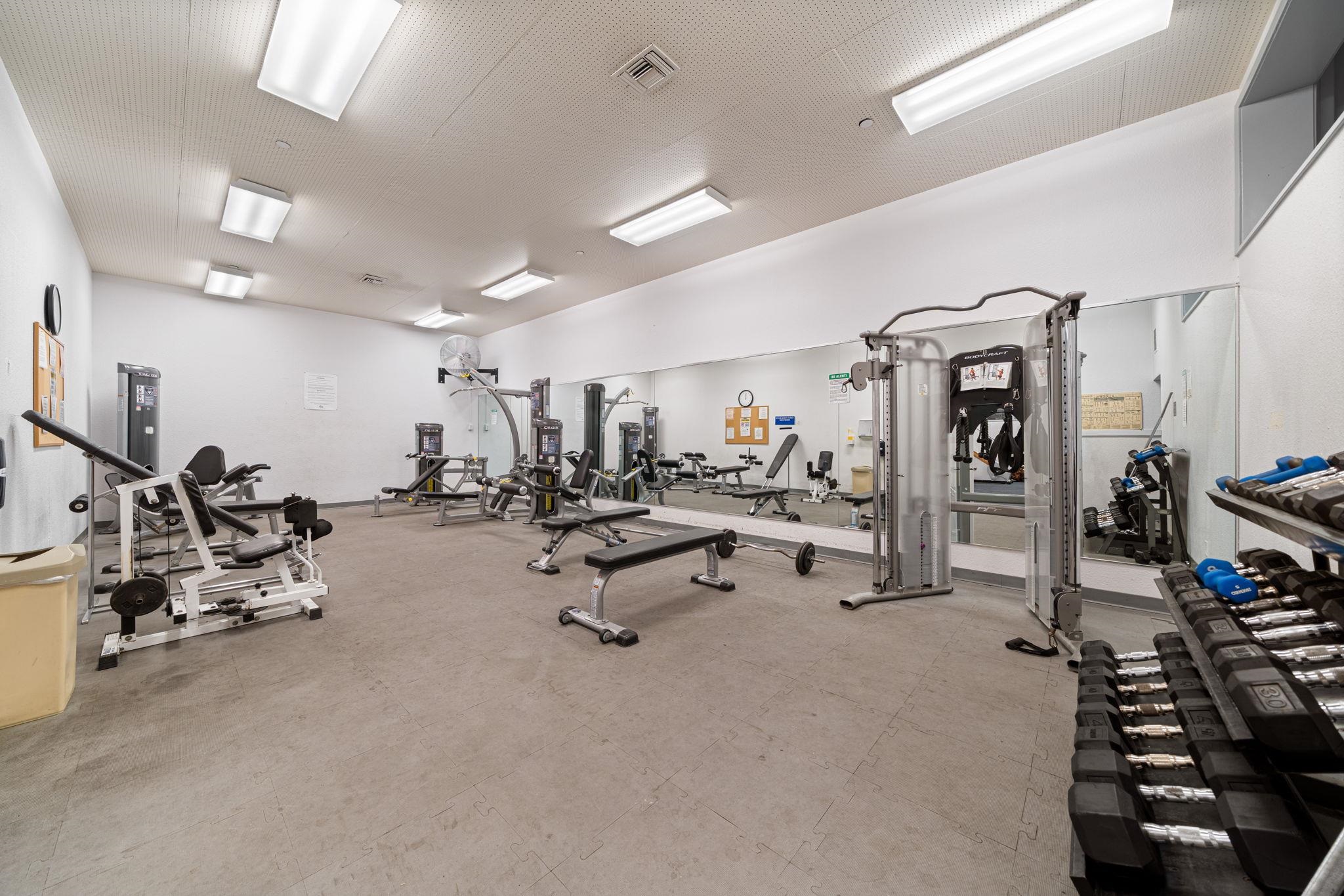 Detail Gallery Image 18 of 24 For 320 N Civic Drive #407,  Walnut Creek,  CA 94596 - 1 Beds | 1 Baths