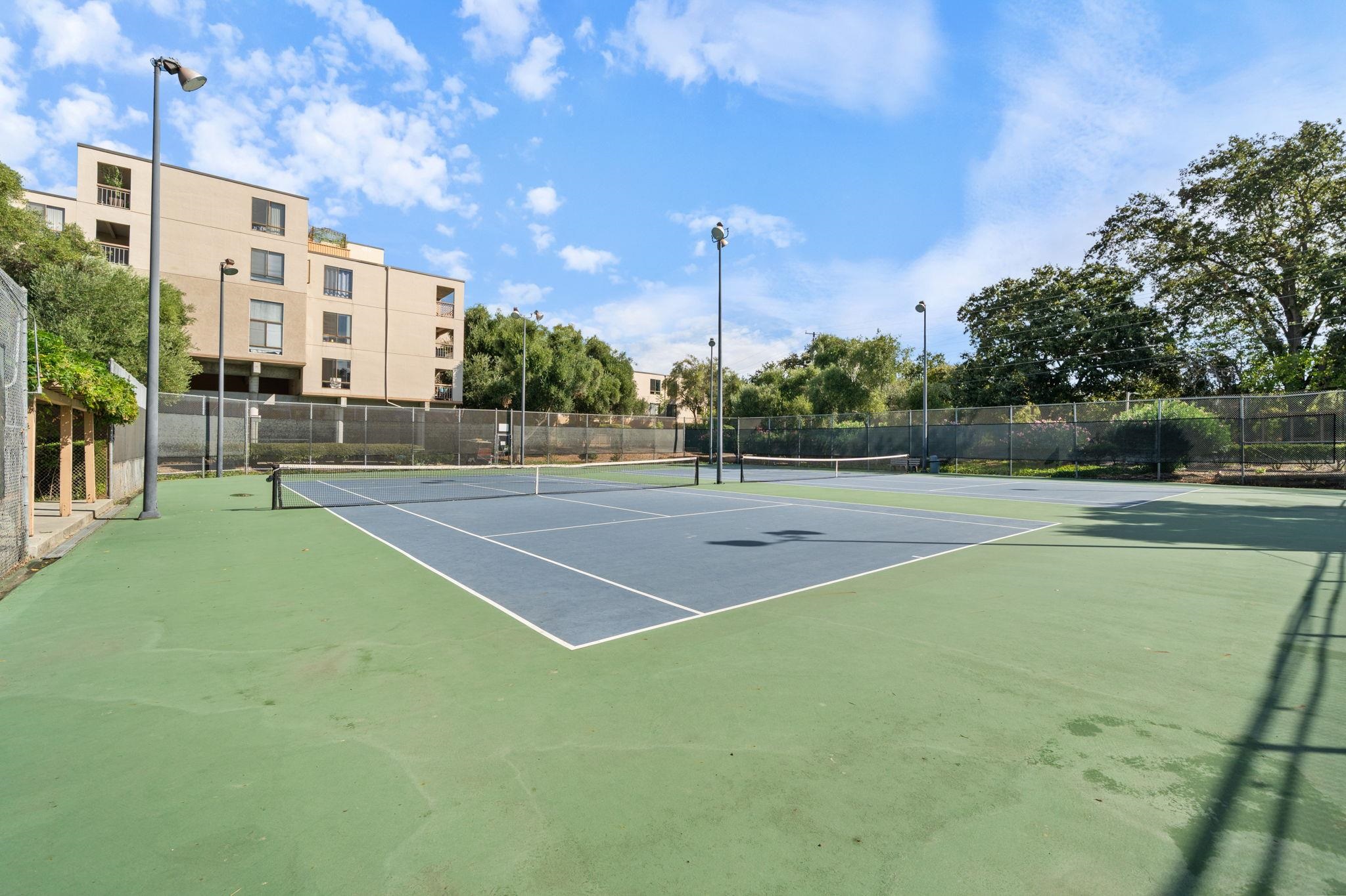 Detail Gallery Image 21 of 24 For 320 N Civic Drive #407,  Walnut Creek,  CA 94596 - 1 Beds | 1 Baths