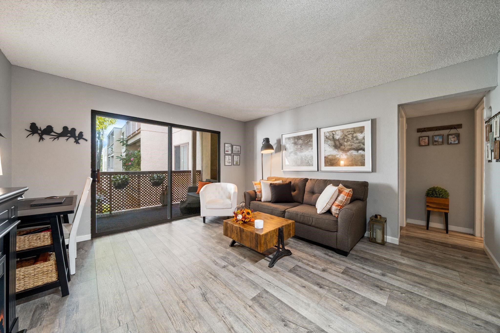 Detail Gallery Image 6 of 24 For 320 N Civic Drive #407,  Walnut Creek,  CA 94596 - 1 Beds | 1 Baths