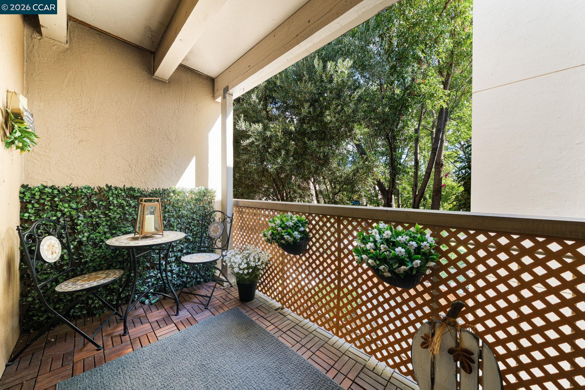 Detail Gallery Image 9 of 24 For 320 N Civic Drive #407,  Walnut Creek,  CA 94596 - 1 Beds | 1 Baths