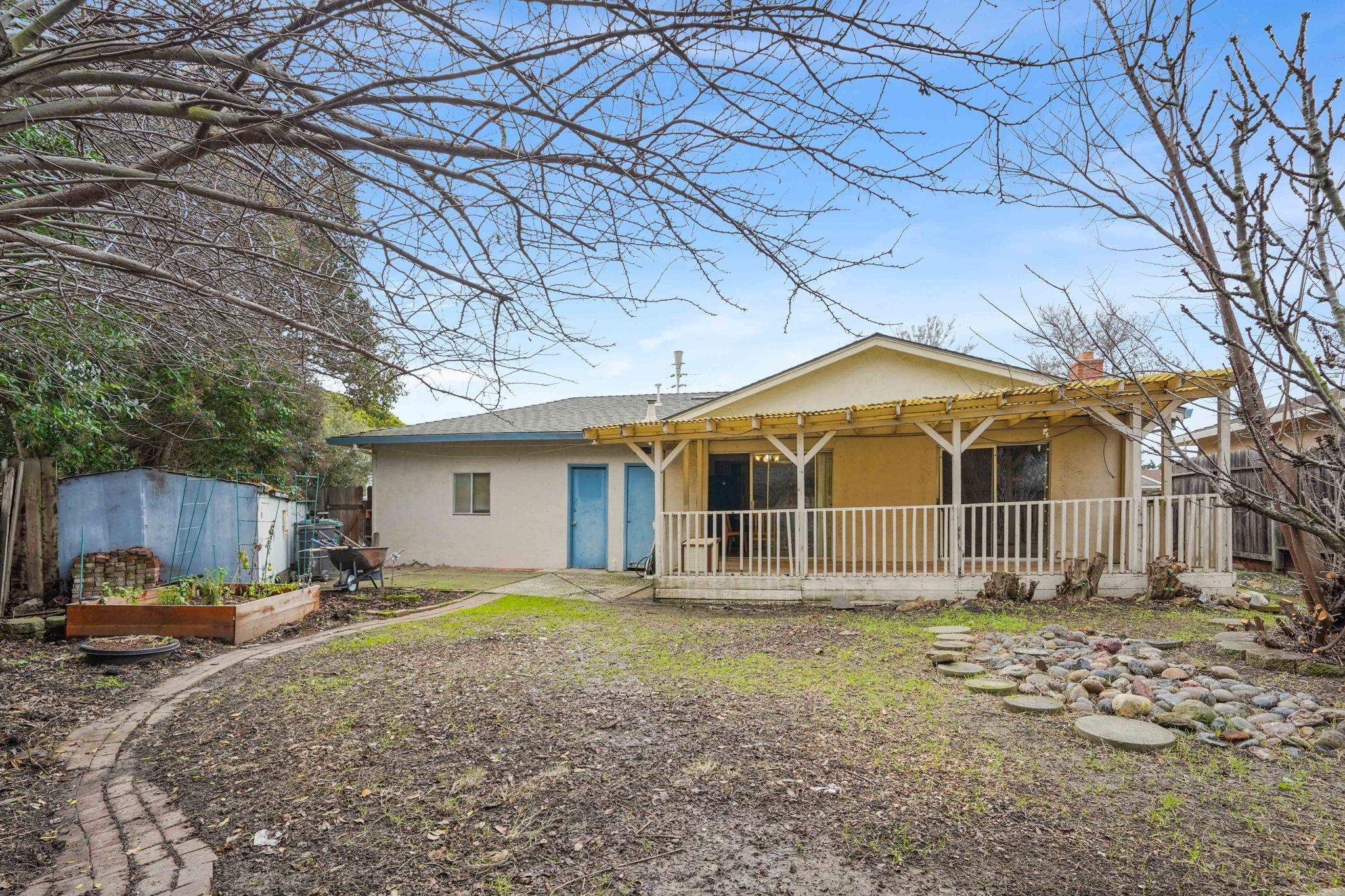 Detail Gallery Image 16 of 25 For 7482 Birkdale Dr, Newark,  CA 94560 - 3 Beds | 2 Baths