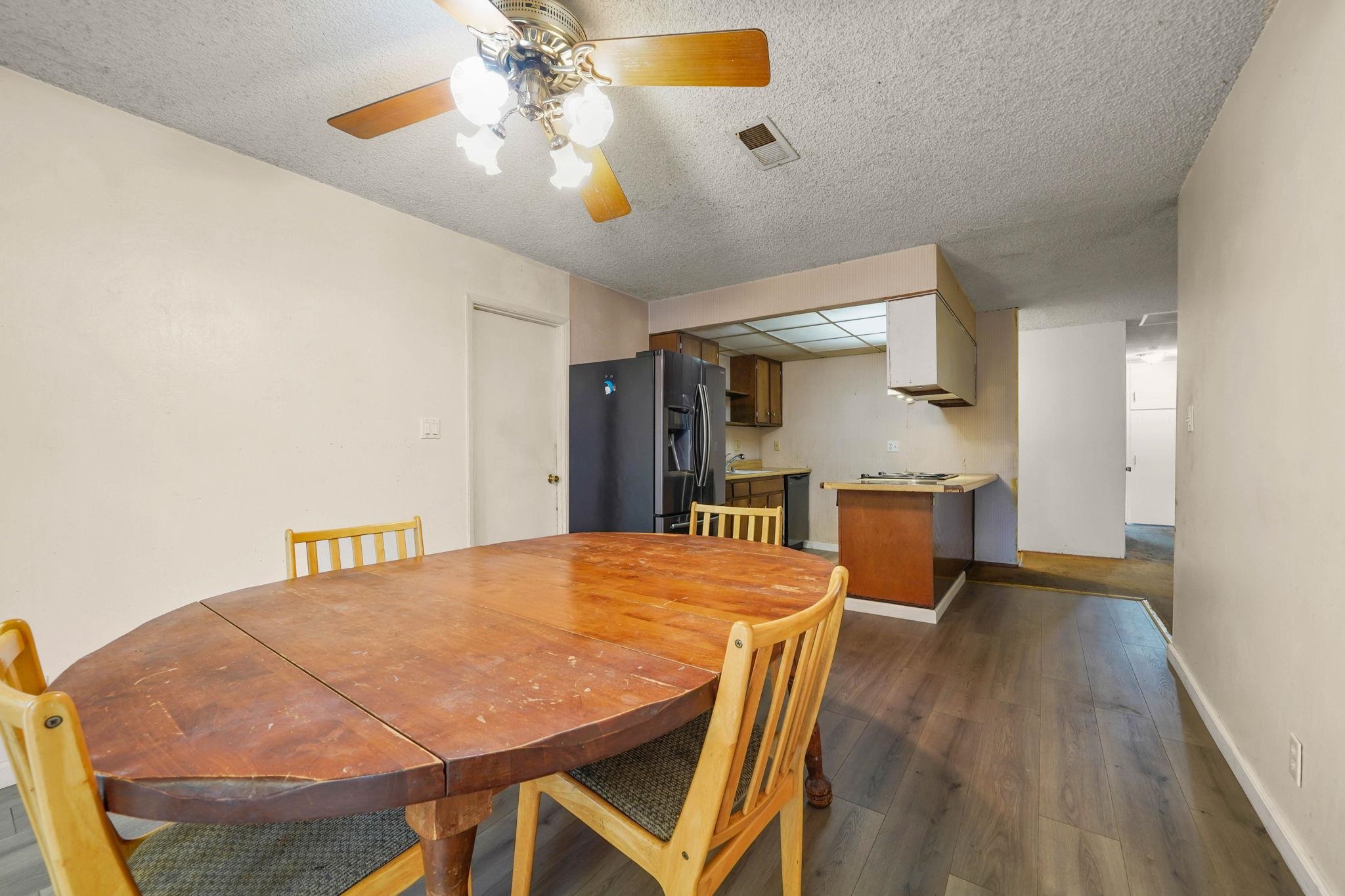 Detail Gallery Image 8 of 25 For 7482 Birkdale Dr, Newark,  CA 94560 - 3 Beds | 2 Baths