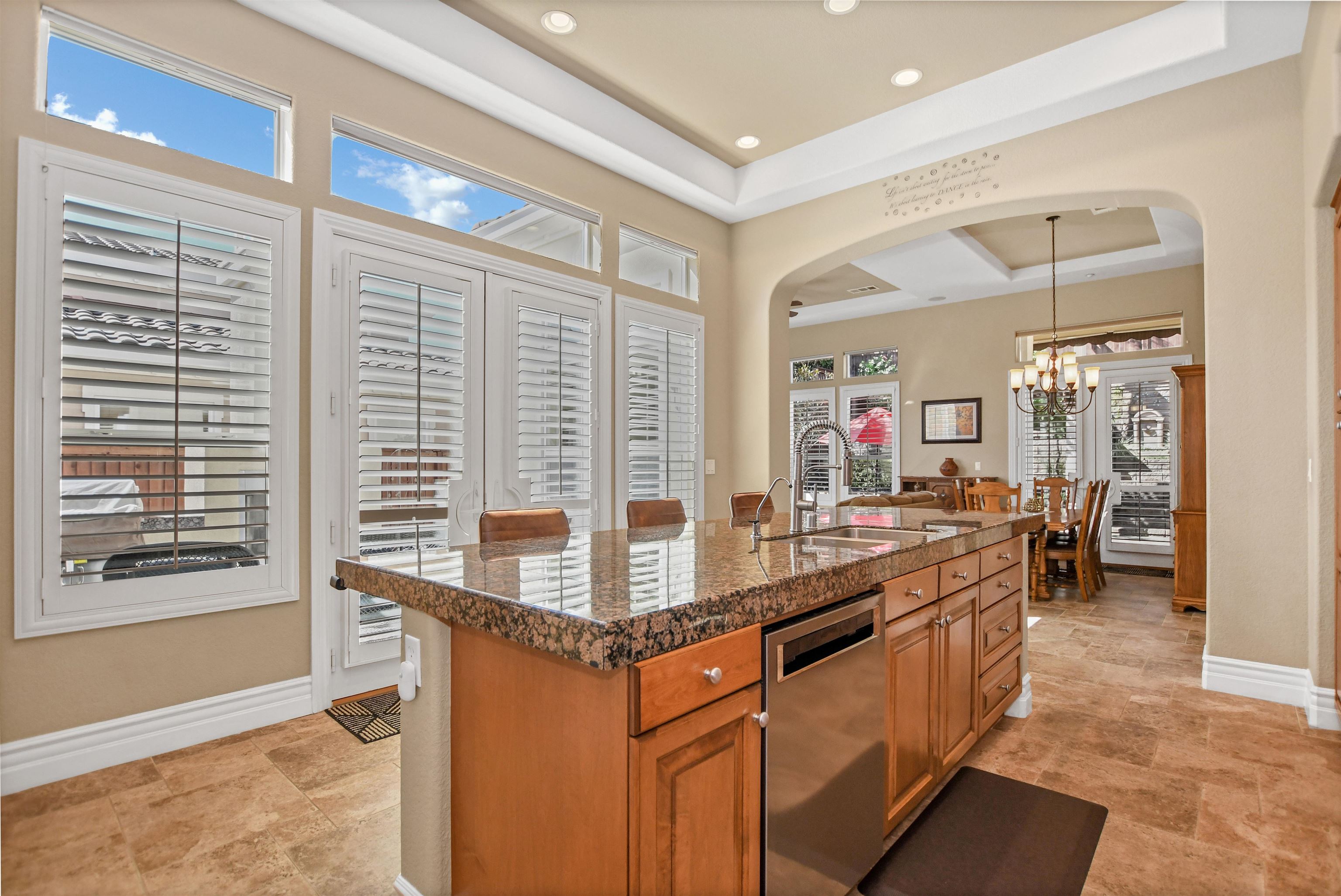 Detail Gallery Image 6 of 37 For 1644 Gamay Ln, Brentwood,  CA 94513 - 2 Beds | 2 Baths