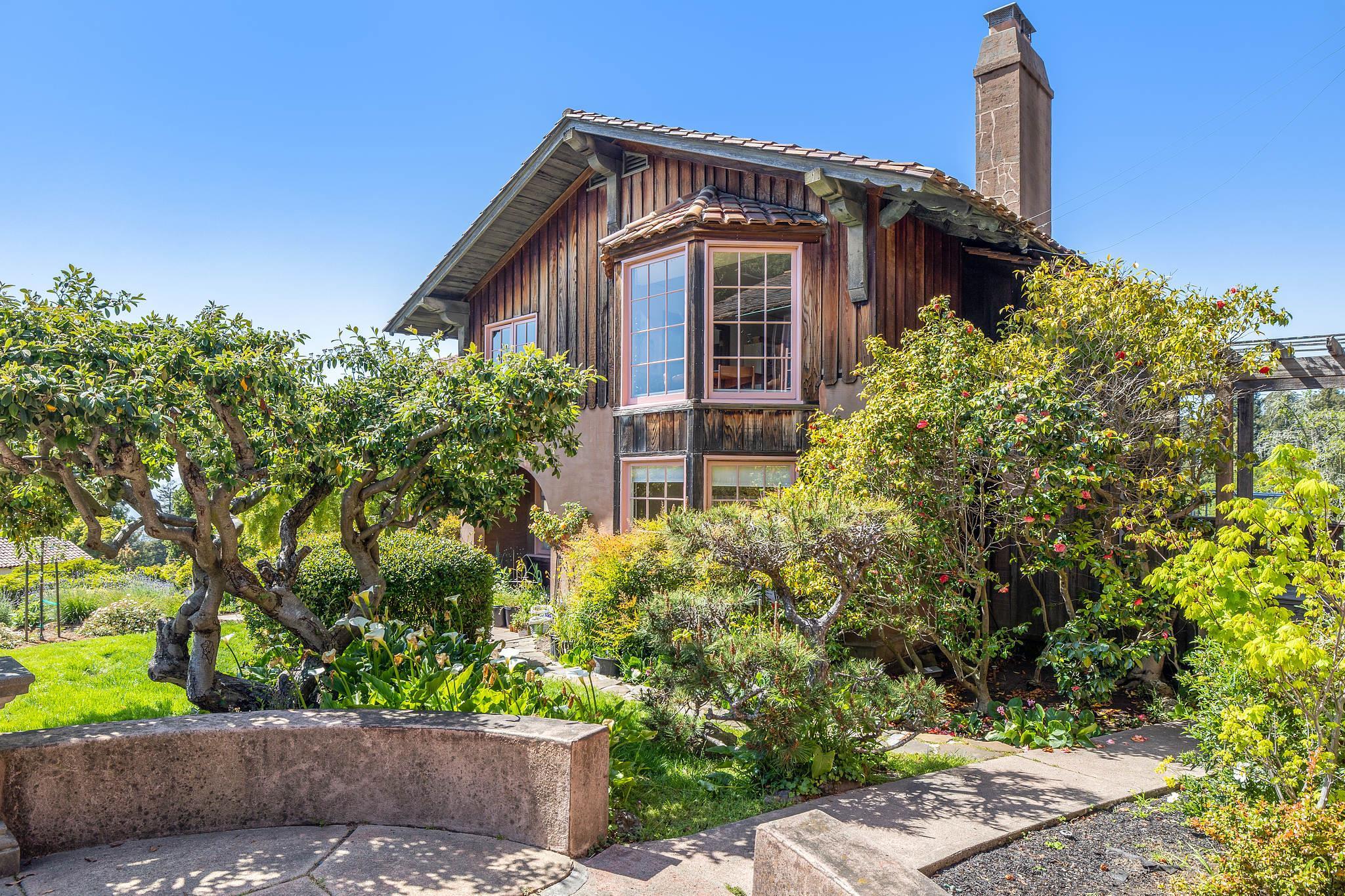 Detail Gallery Image 17 of 60 For 2501 Rose Walk, Berkeley,  CA 94708-1902 - – Beds | – Baths