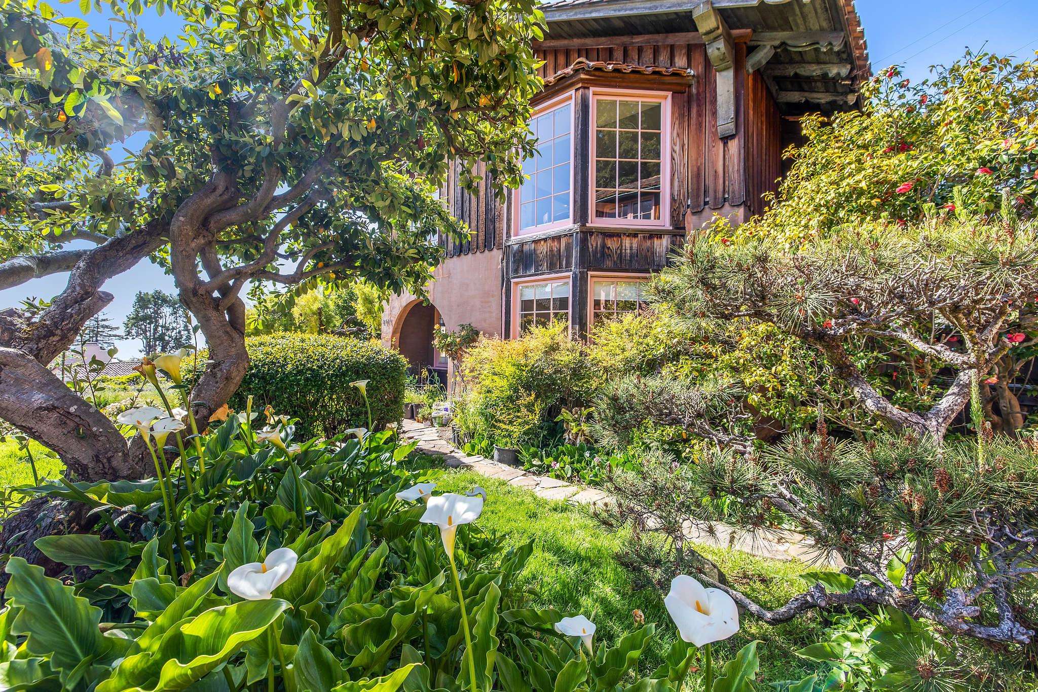 Detail Gallery Image 19 of 60 For 2501 Rose Walk, Berkeley,  CA 94708-1902 - – Beds | – Baths