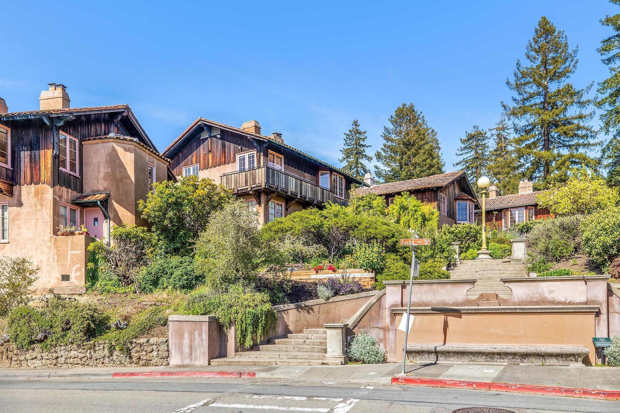 Detail Gallery Image 3 of 60 For 2501 Rose Walk, Berkeley,  CA 94708-1902 - – Beds | – Baths