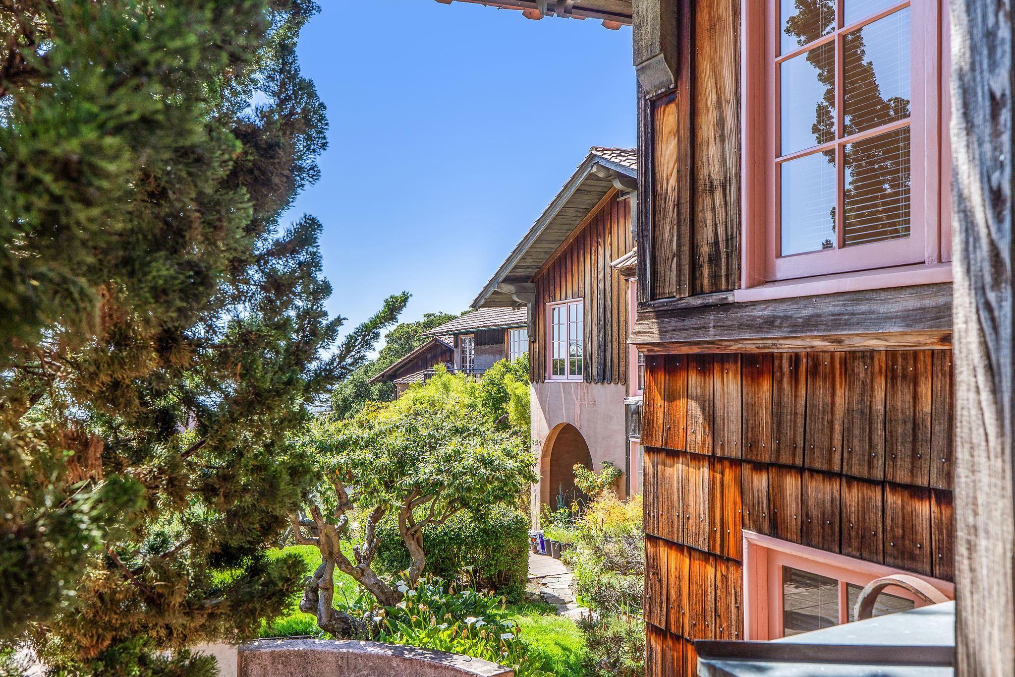 Detail Gallery Image 25 of 60 For 2501 Rose Walk, Berkeley,  CA 94708-1902 - – Beds | – Baths