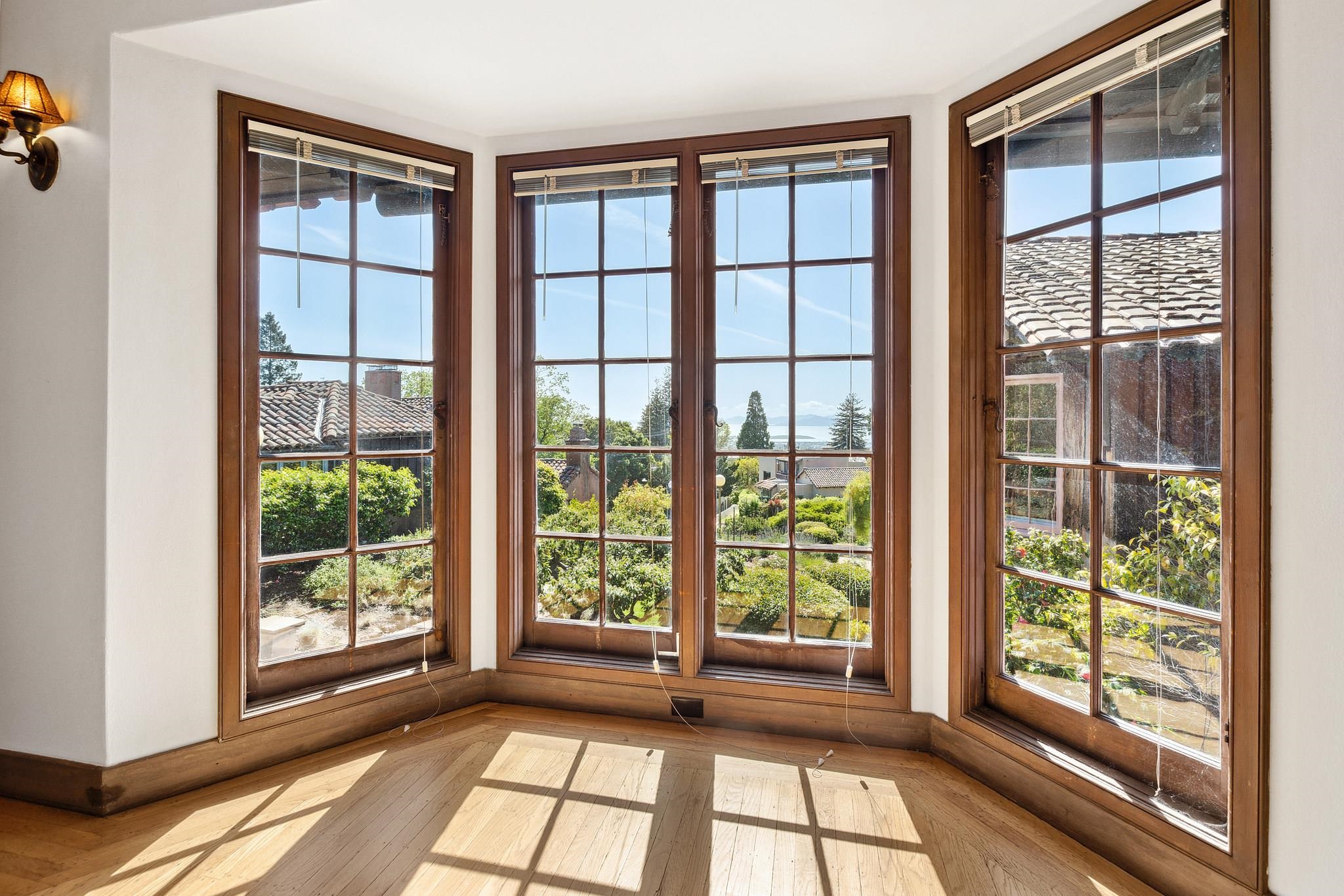 Detail Gallery Image 49 of 60 For 2501 Rose Walk, Berkeley,  CA 94708-1902 - – Beds | – Baths