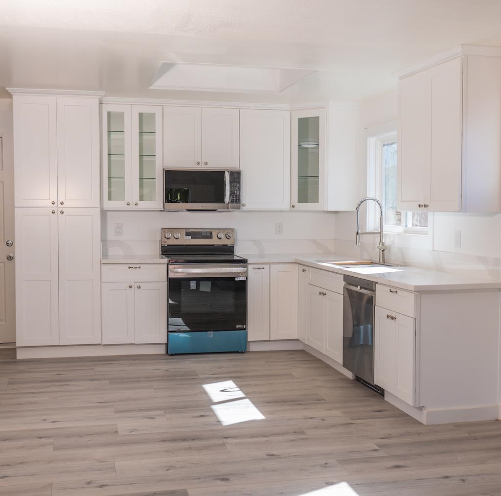 Detail Gallery Image 3 of 9 For 2275 Dover Ave, Fairfield,  CA 94533 - 4 Beds | 2 Baths