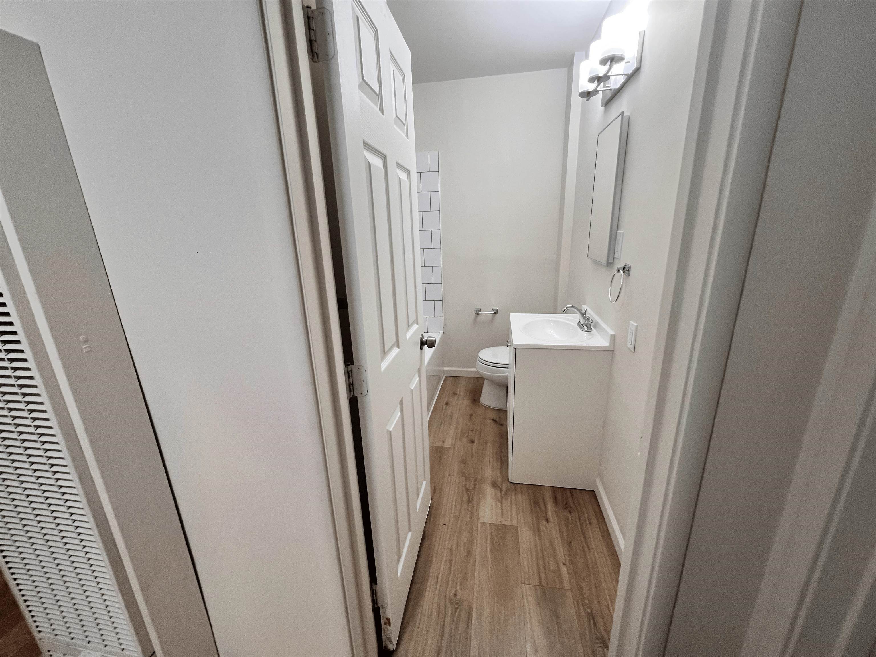 Detail Gallery Image 12 of 21 For 26786 Clarkford St, Hayward,  CA 94544 - 4 Beds | 2 Baths