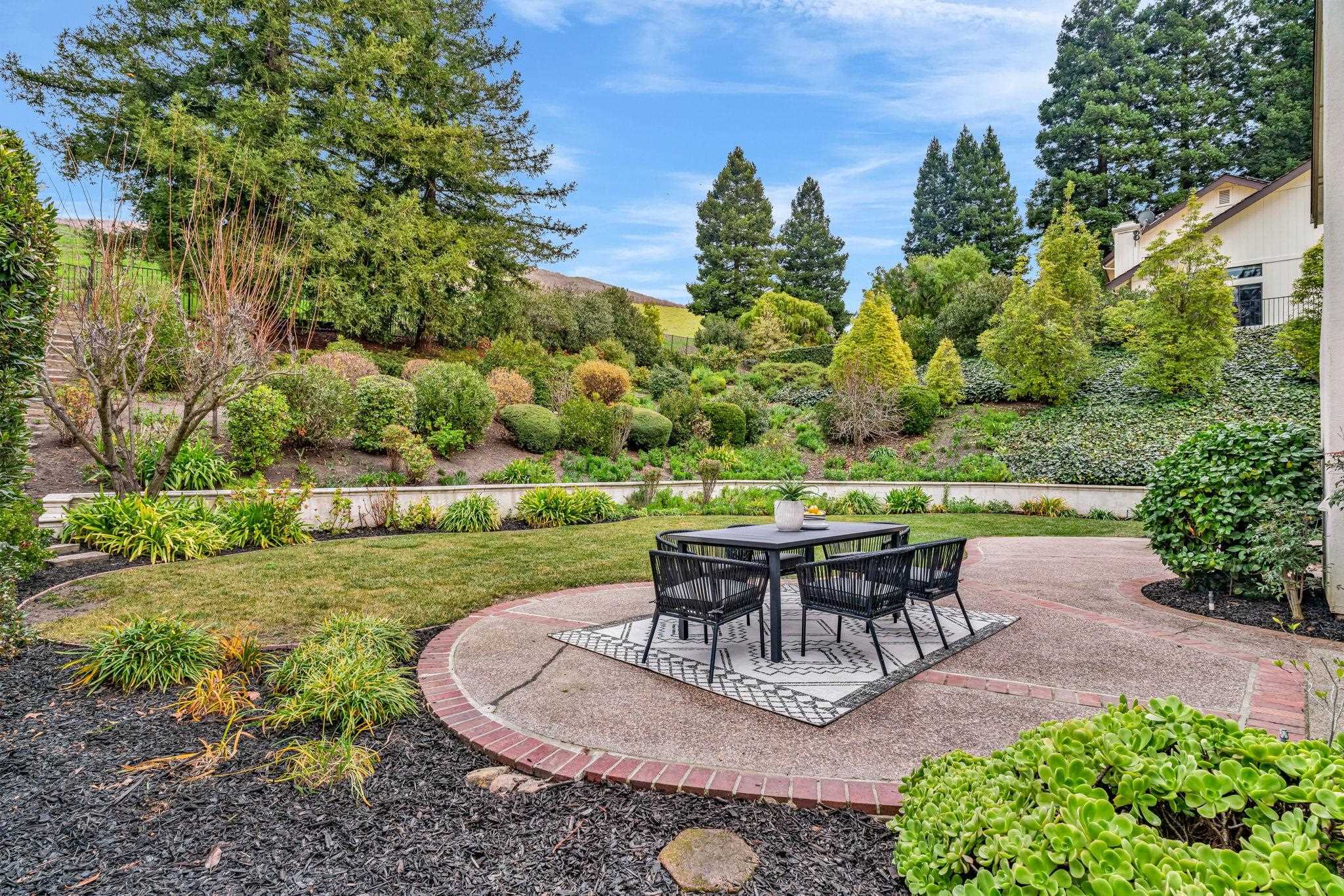 Detail Gallery Image 20 of 23 For 4053 Sugar Maple Dr, Danville,  CA 94506 - 4 Beds | 3 Baths