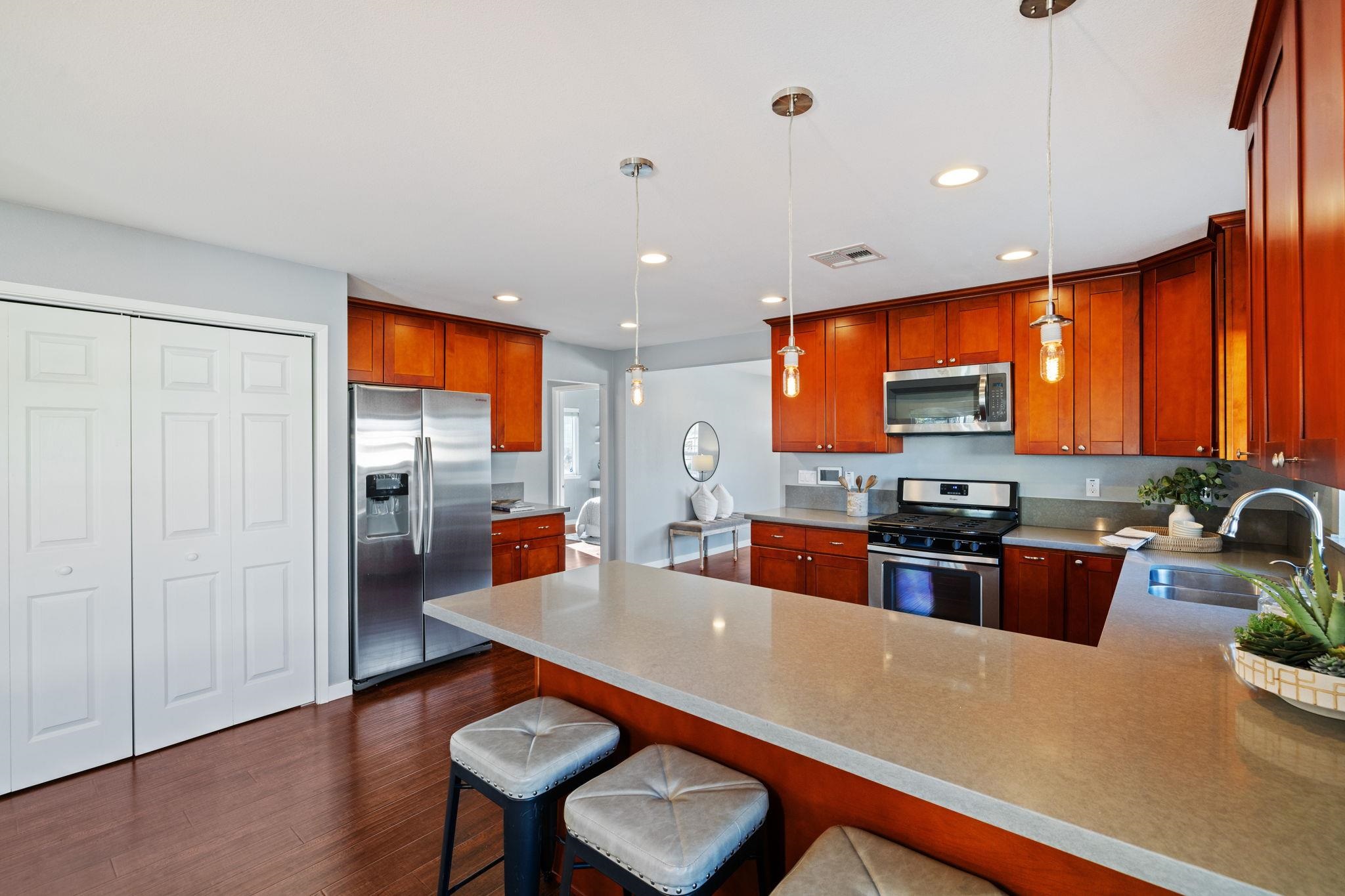 Detail Gallery Image 11 of 54 For 340 Andrews St, Livermore,  CA 94551 - 3 Beds | 2 Baths