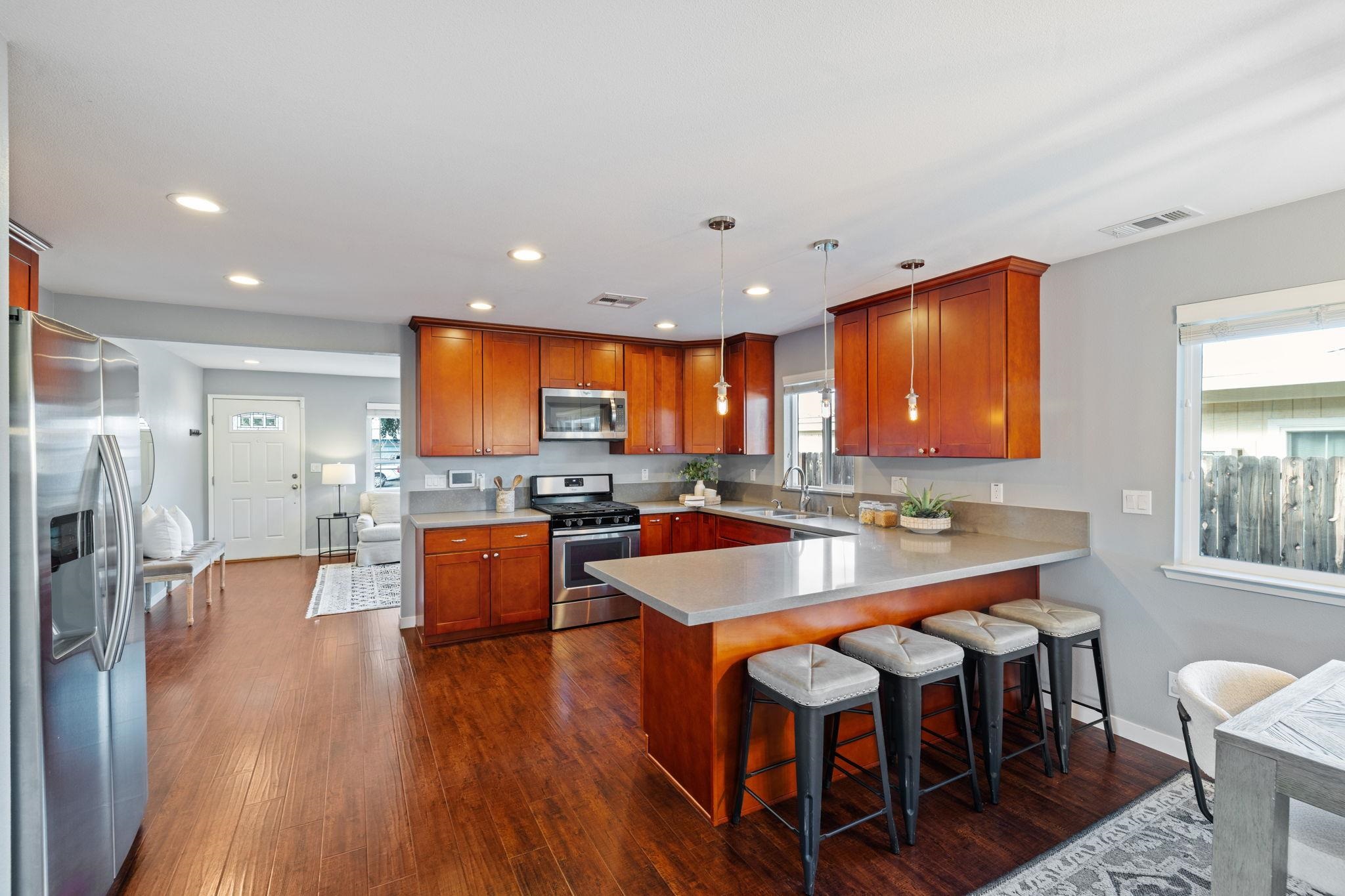 Detail Gallery Image 16 of 54 For 340 Andrews St, Livermore,  CA 94551 - 3 Beds | 2 Baths