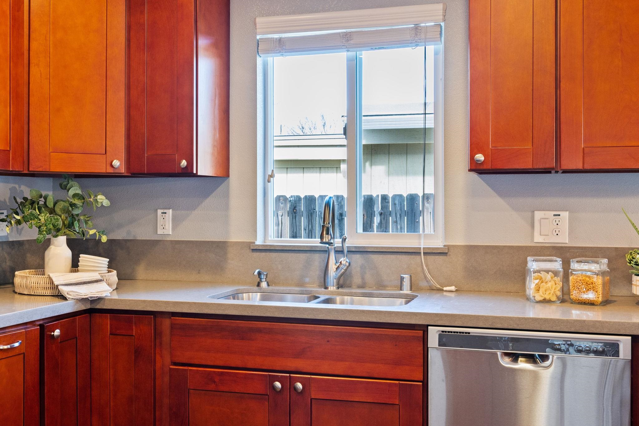 Detail Gallery Image 18 of 54 For 340 Andrews St, Livermore,  CA 94551 - 3 Beds | 2 Baths