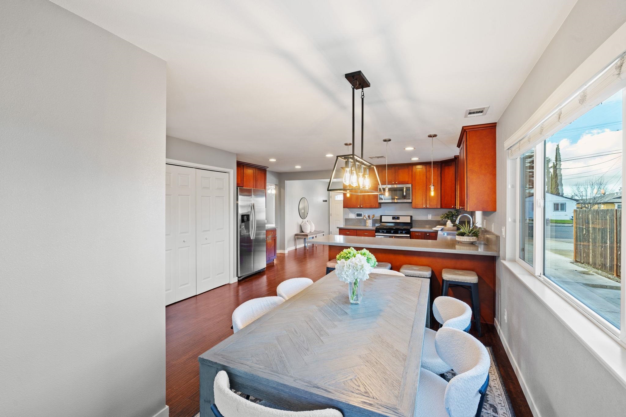 Detail Gallery Image 21 of 54 For 340 Andrews St, Livermore,  CA 94551 - 3 Beds | 2 Baths