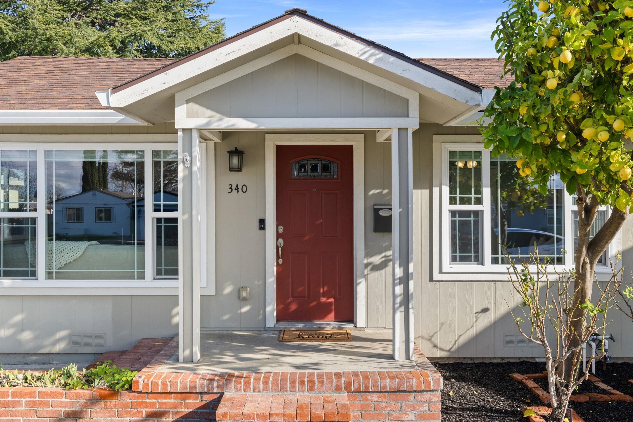 Detail Gallery Image 3 of 54 For 340 Andrews St, Livermore,  CA 94551 - 3 Beds | 2 Baths