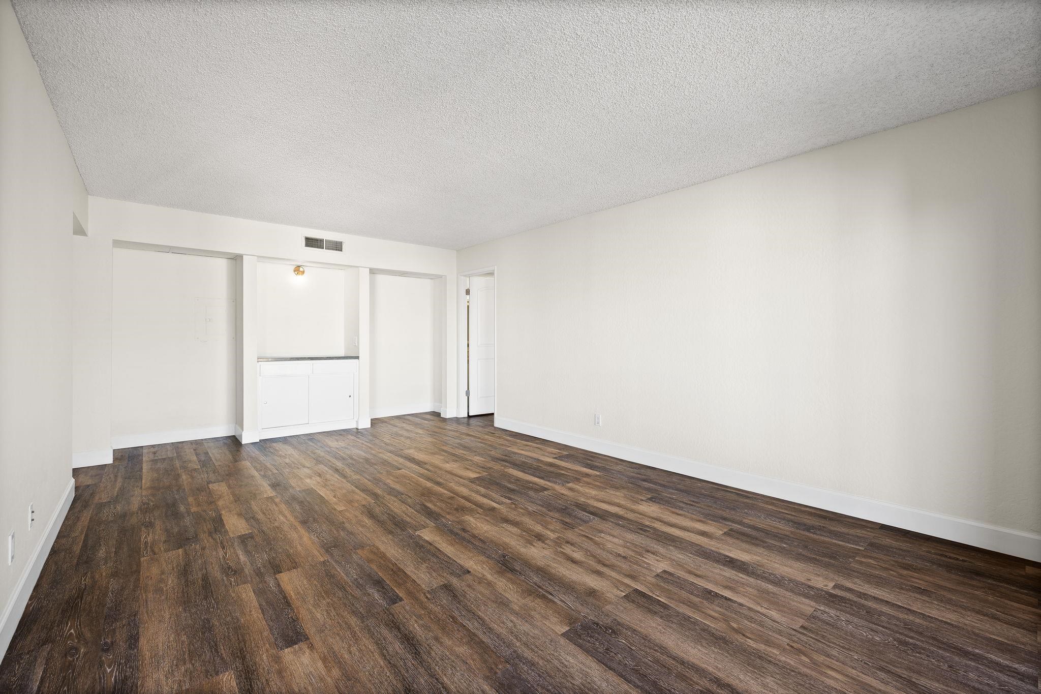 Detail Gallery Image 2 of 31 For 340 N Civic Dr #503,  Walnut Creek,  CA 94596 - 1 Beds | 1 Baths