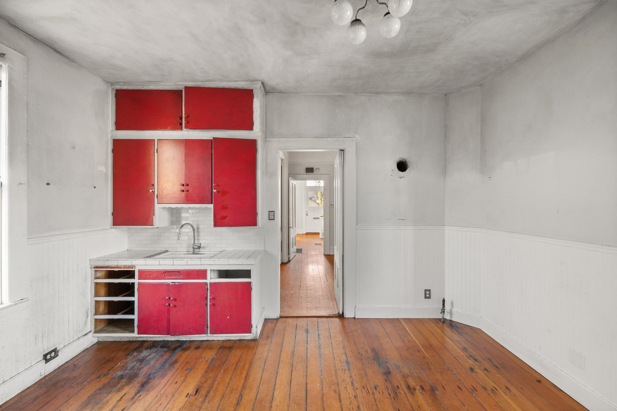 Detail Gallery Image 11 of 52 For 1746 8th Street, Oakland,  CA 94607 - 3 Beds | 1/1 Baths