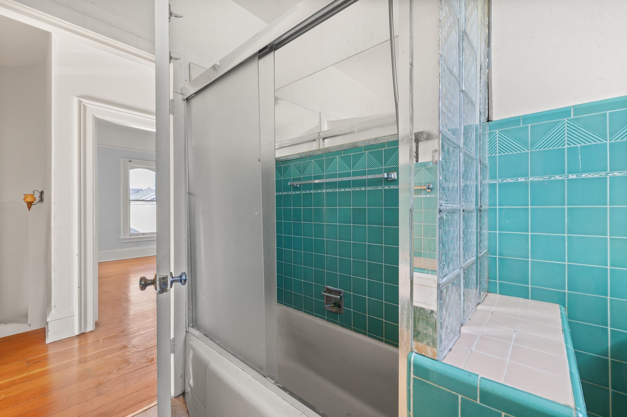 Detail Gallery Image 23 of 52 For 1746 8th Street, Oakland,  CA 94607 - 3 Beds | 1/1 Baths