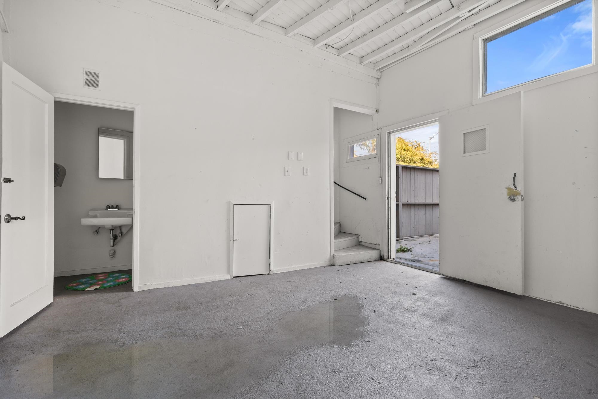 Detail Gallery Image 38 of 52 For 1746 8th Street, Oakland,  CA 94607 - 3 Beds | 1/1 Baths
